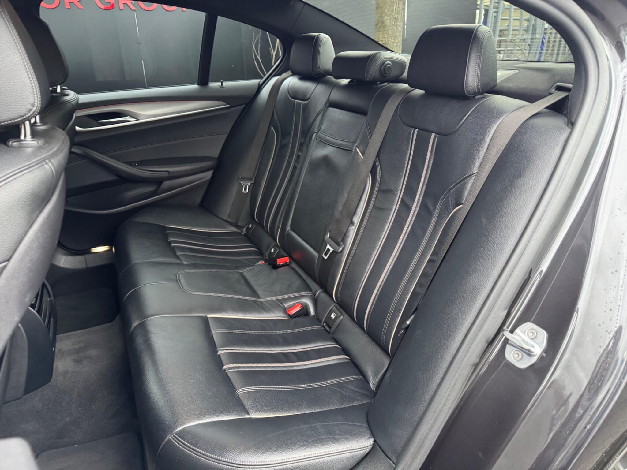 BMW 5 Series - Image 16