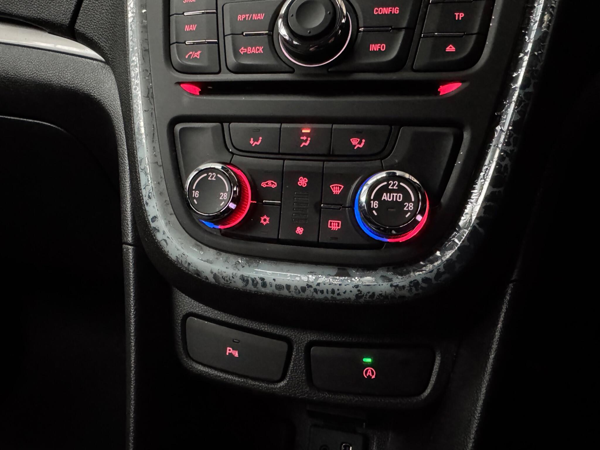 Vauxhall Mokka - Image 17