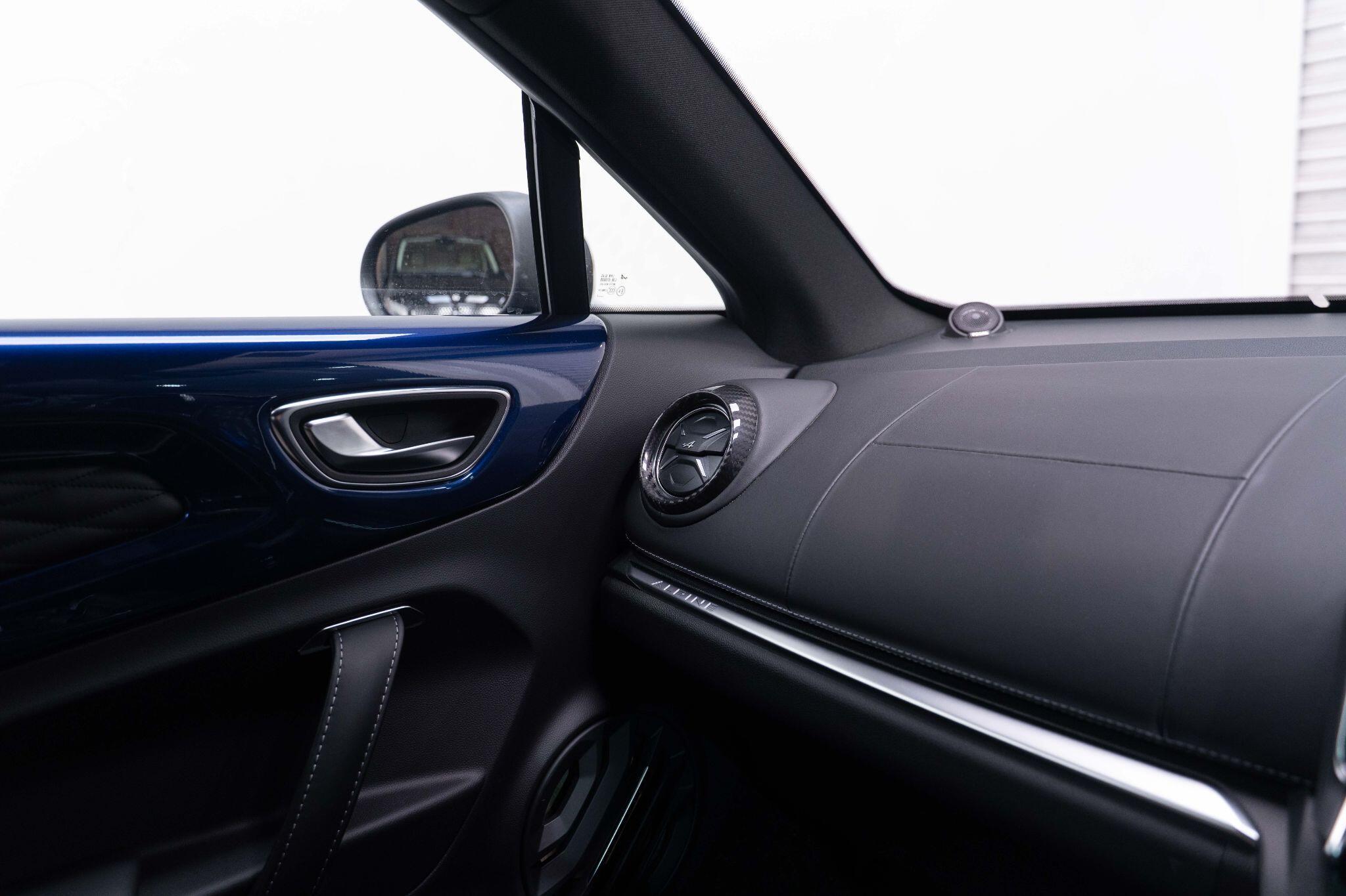 Alpine A110 - Image 7