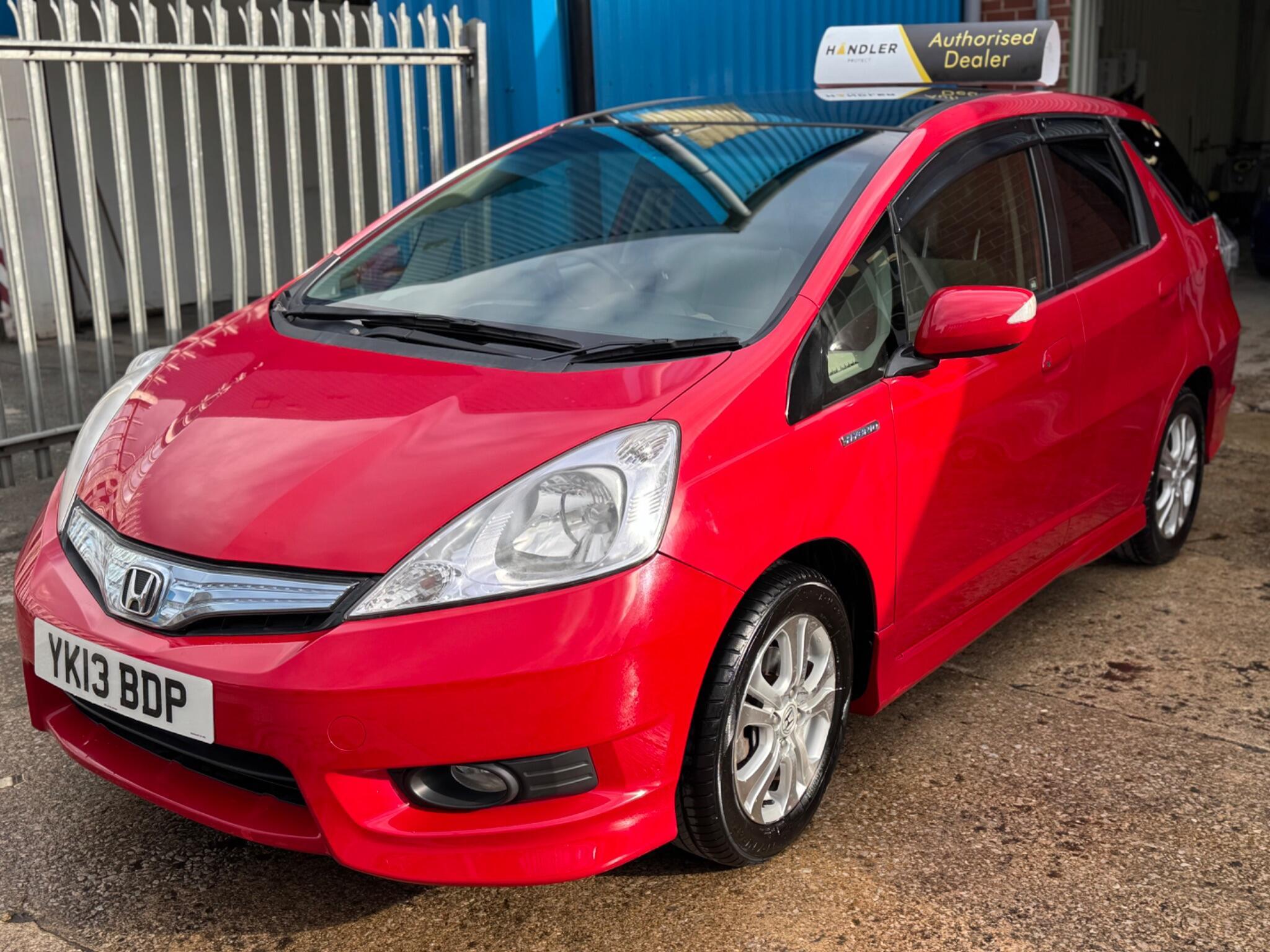 Honda FIT - Image 12