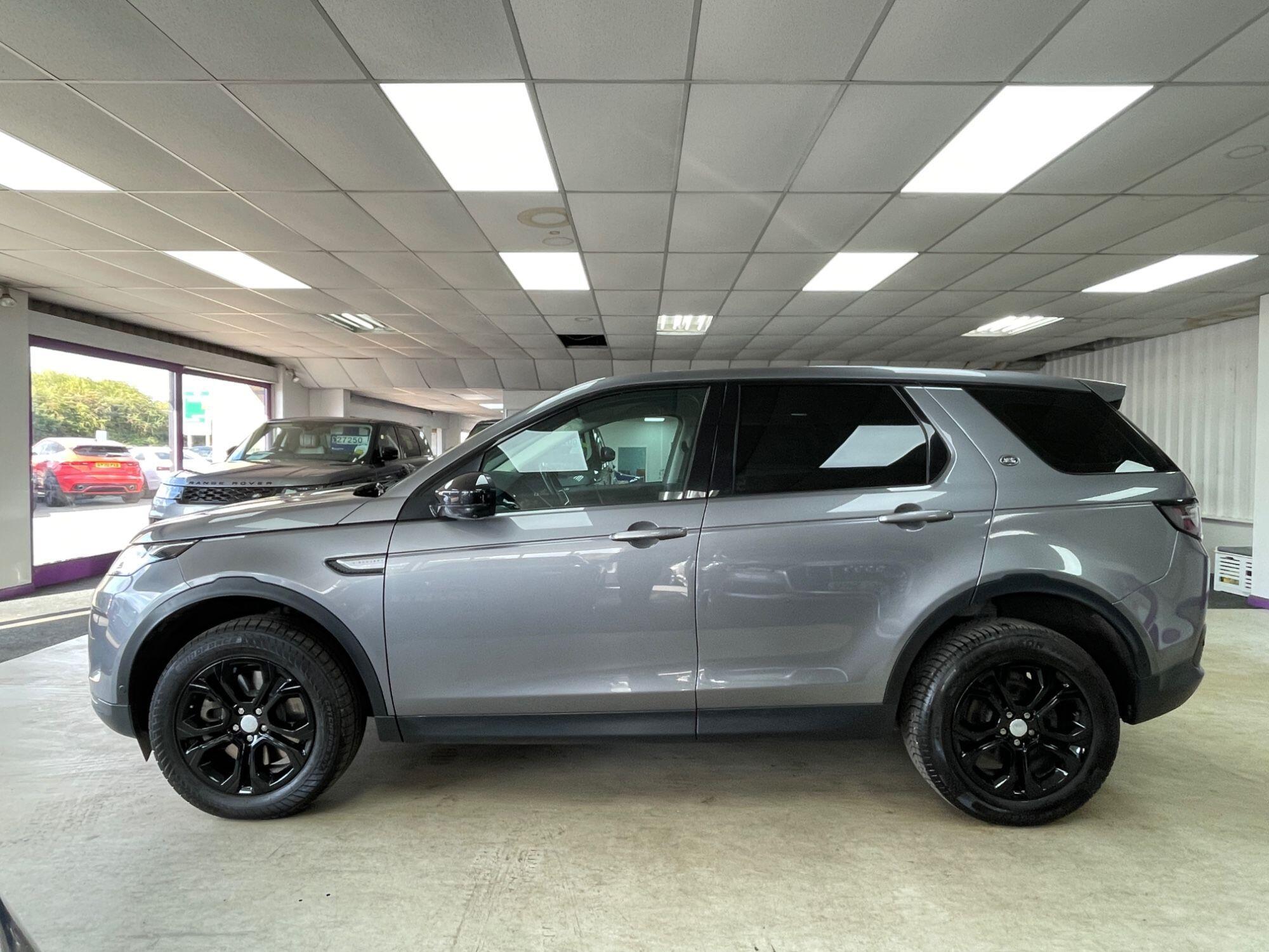 Land Rover DISCOVERY SPORT - Image 12