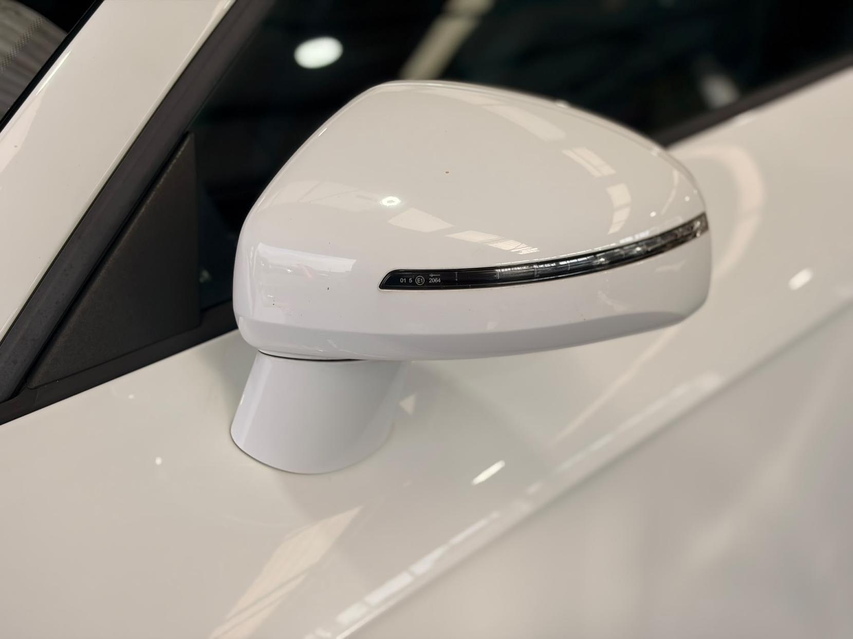 Audi TT - Image 13