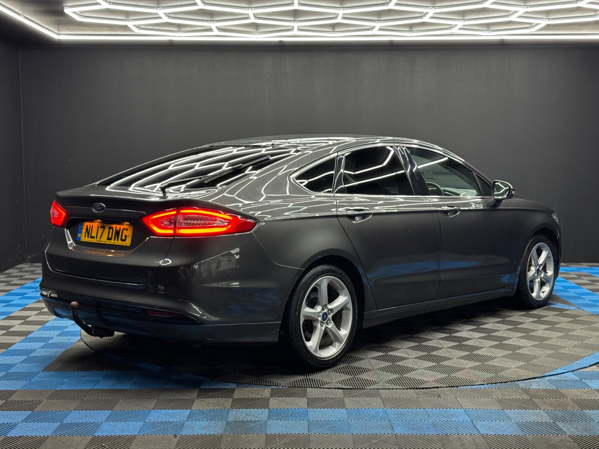 Ford Mondeo - Image 5