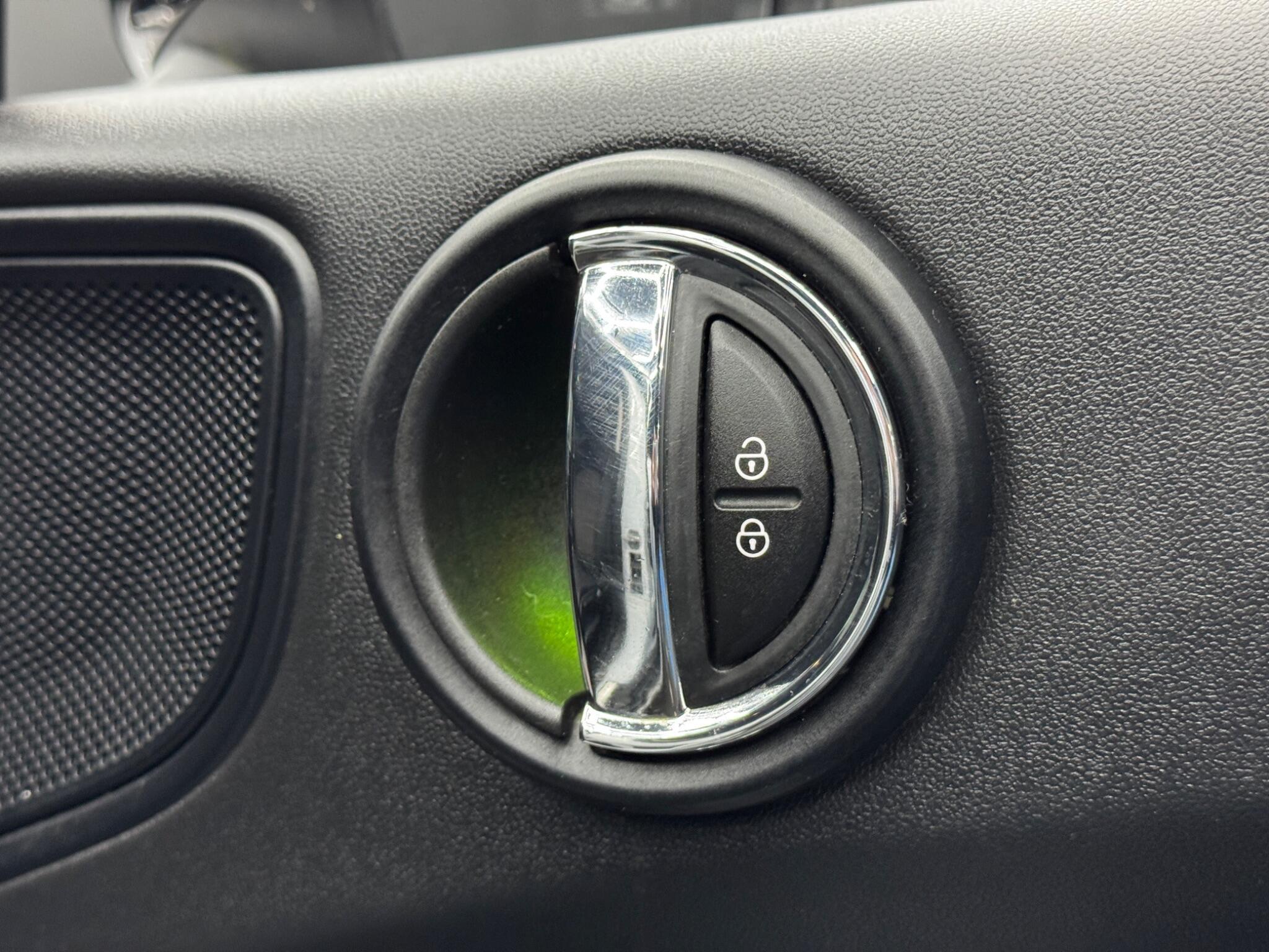 MINI Countryman - Image 42