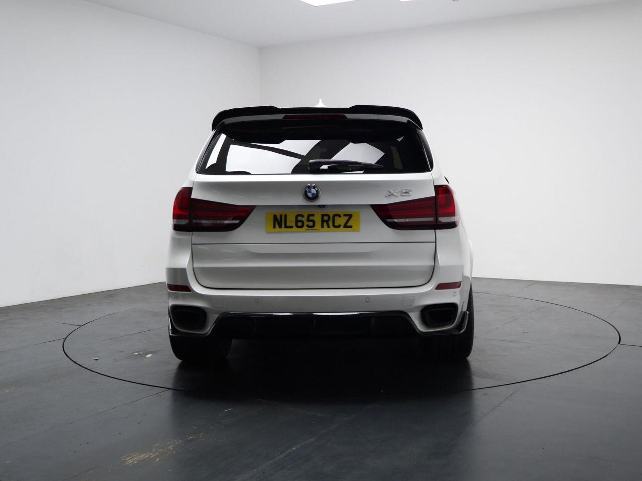 BMW X5 - Image 11