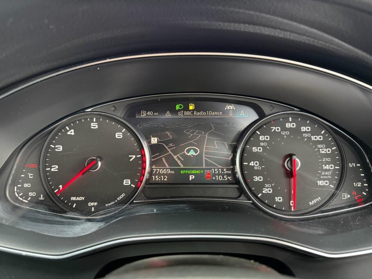 Audi A6 Saloon - Image 30
