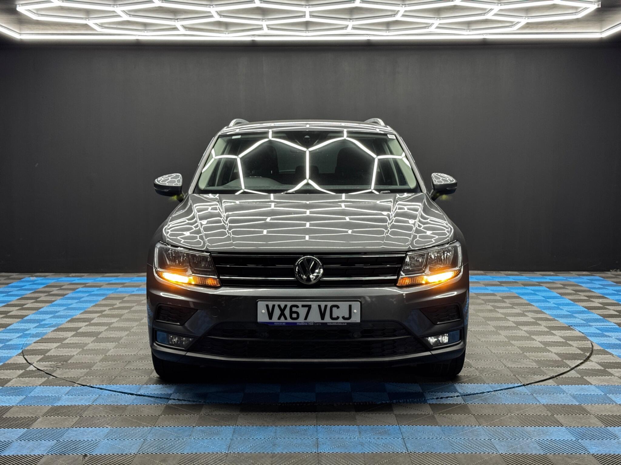 Volkswagen Tiguan - Image 2