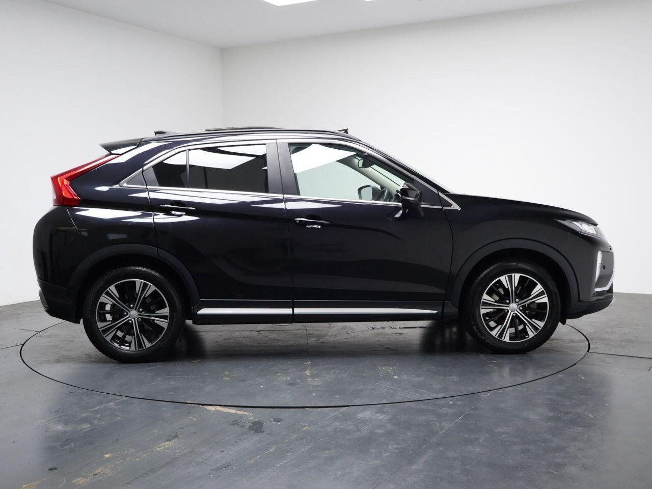 Mitsubishi Eclipse Cross - Image 14