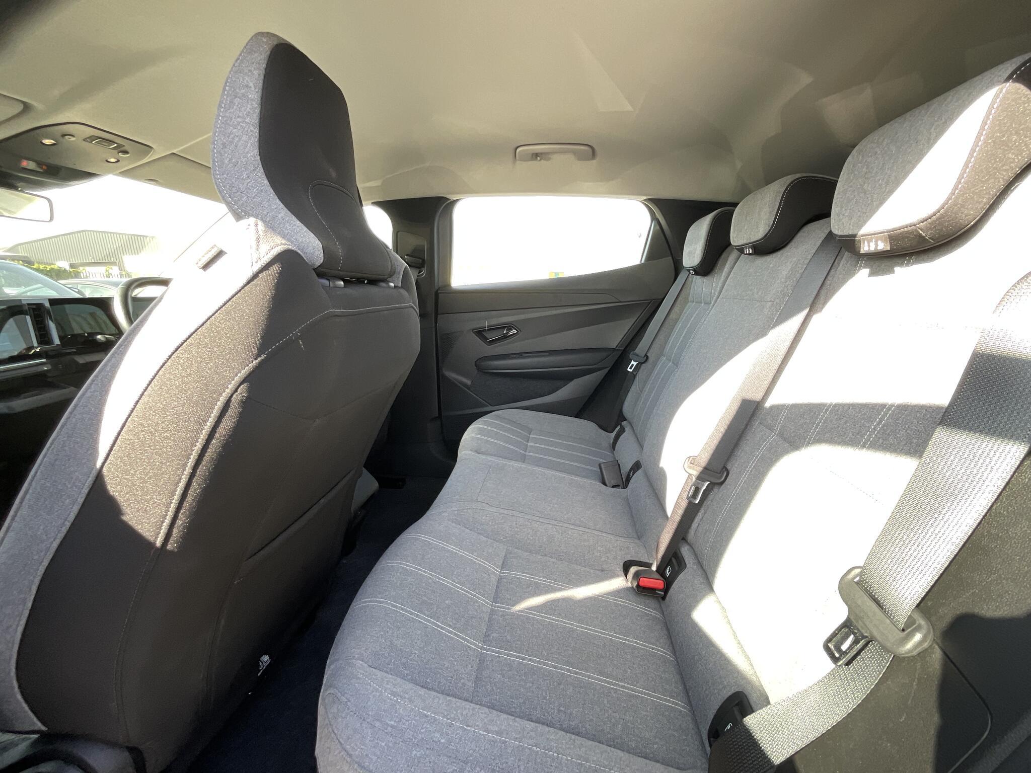 Renault Megane - Image 15