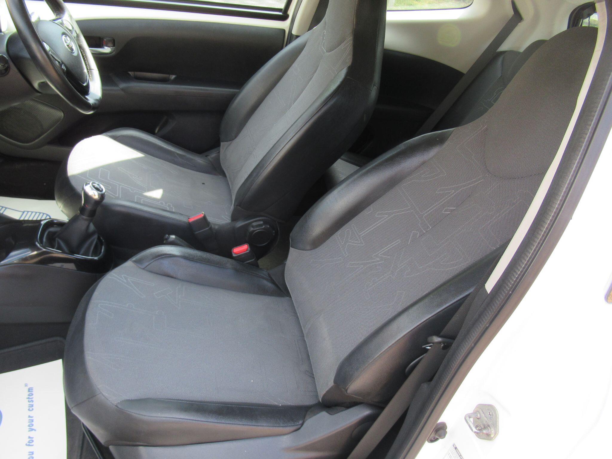 Toyota Aygo - Image 14