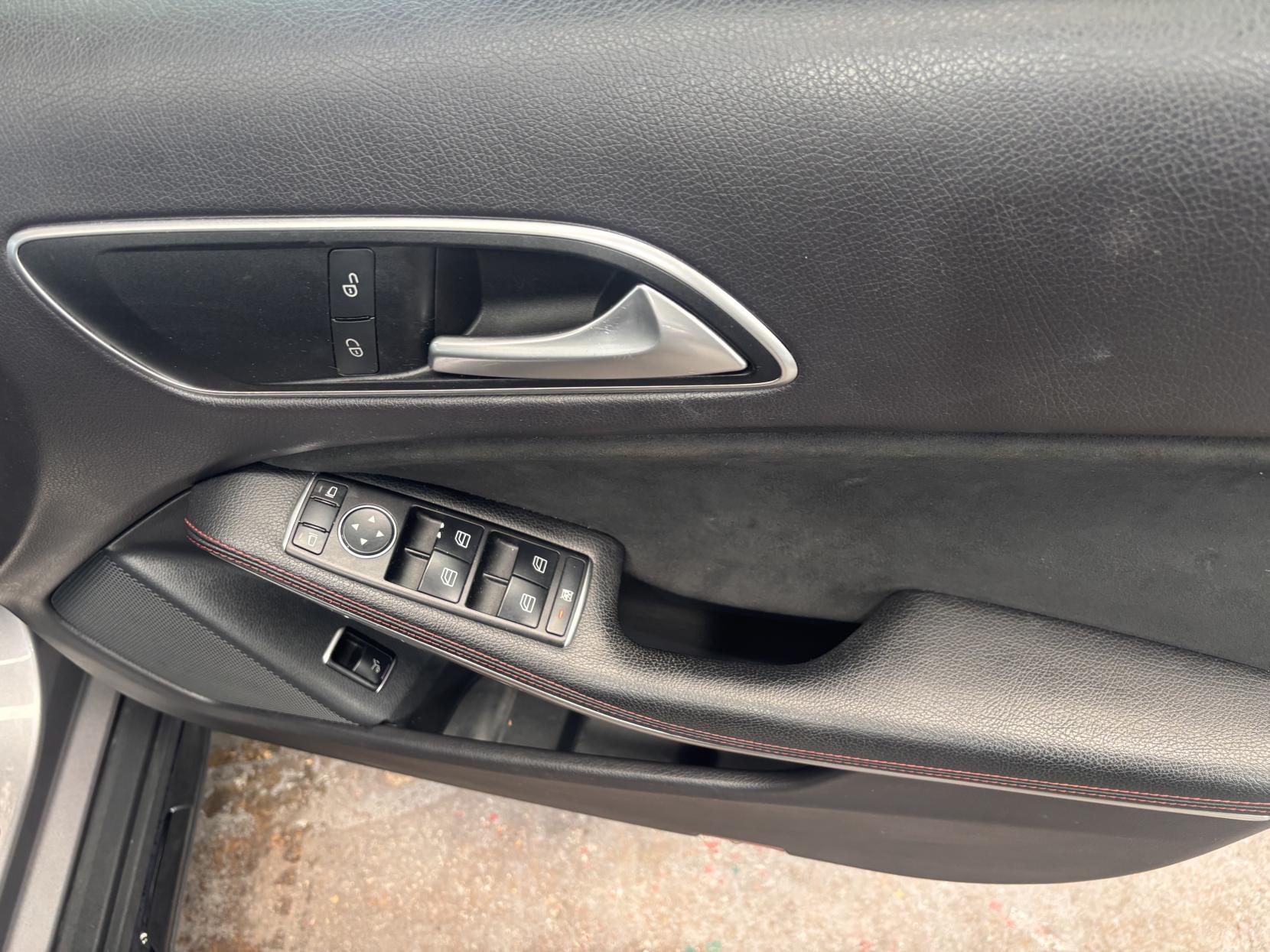 Mercedes GLA - Image 15