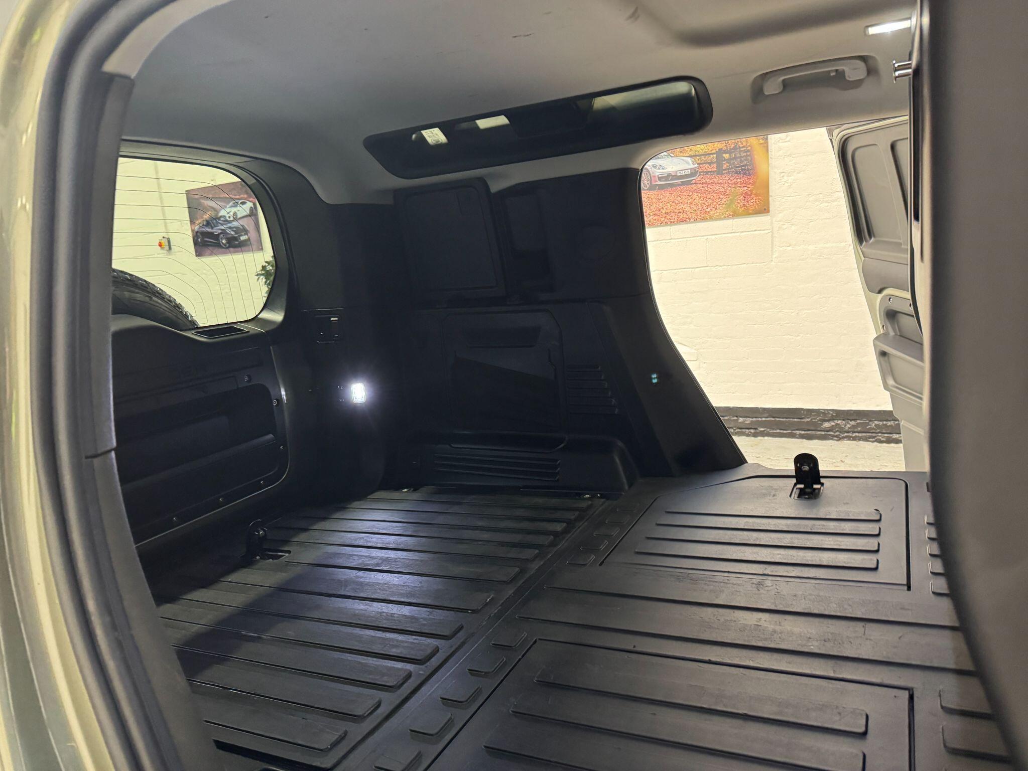 Land Rover Defender 110 - Image 53