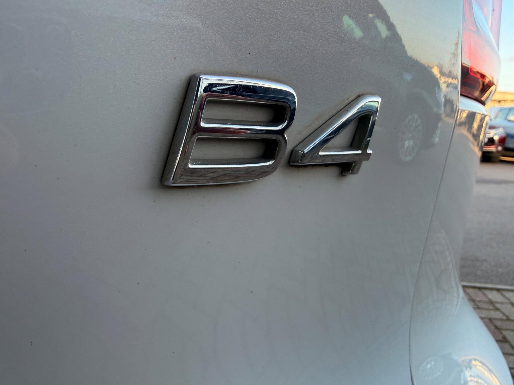 Volvo XC40 - Image 10