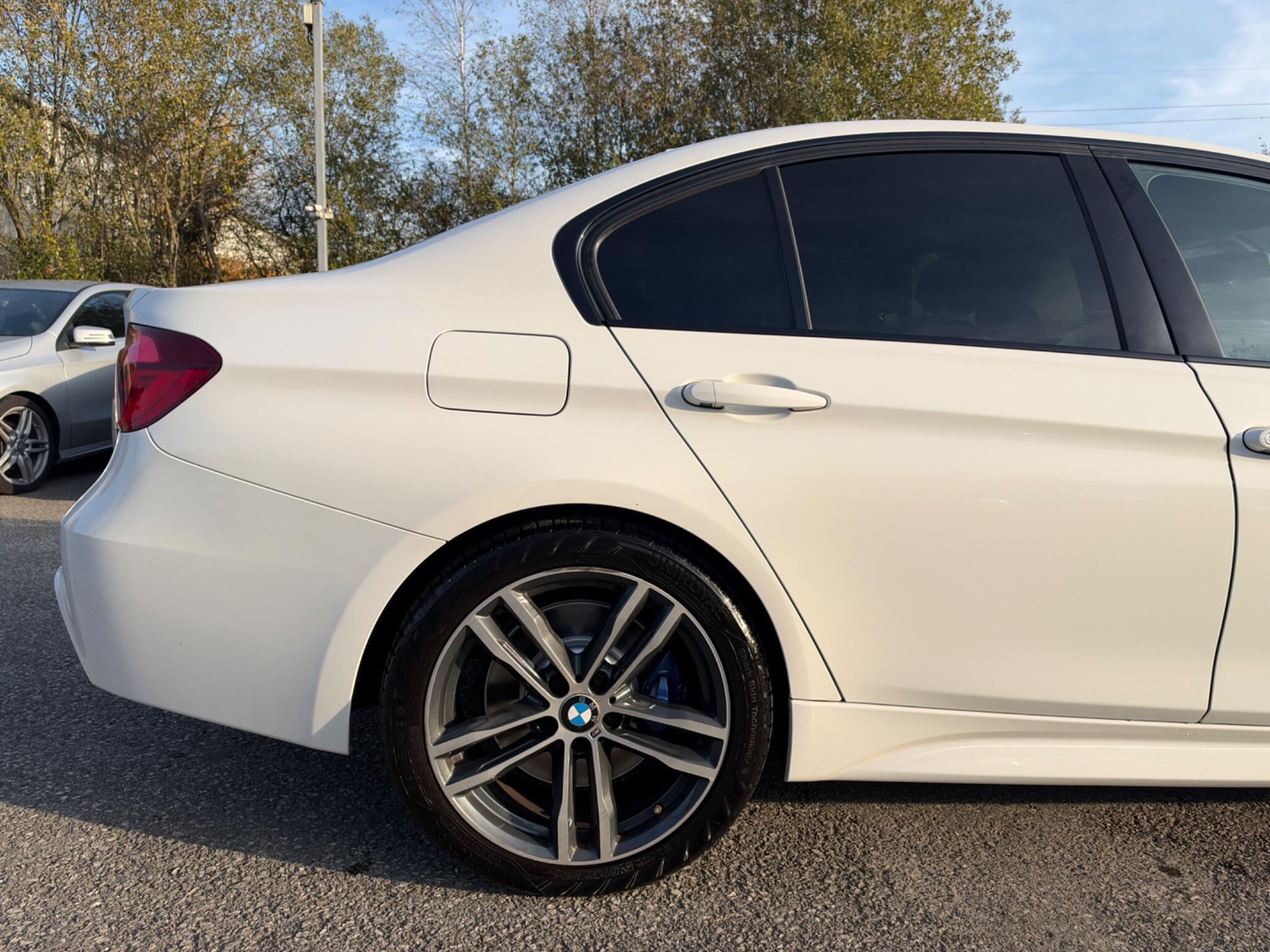 BMW 3 Series - Image 14