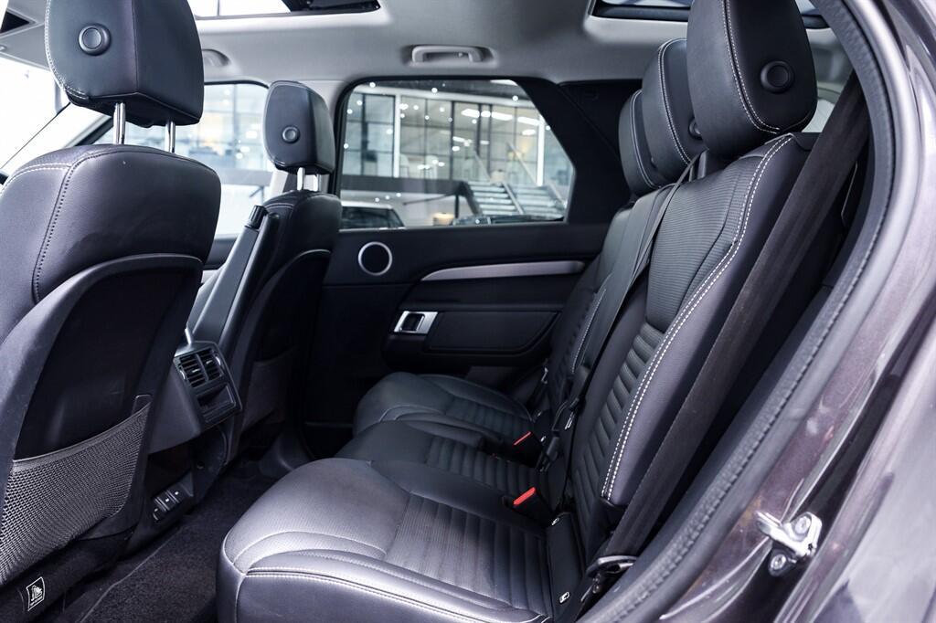 Land Rover Discovery - Image 14