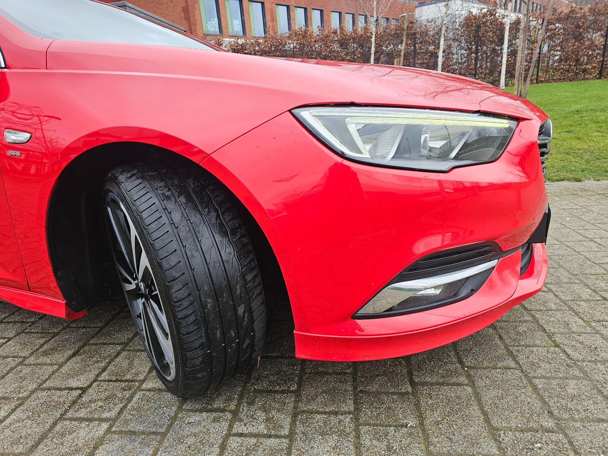 Vauxhall Insignia - Image 4