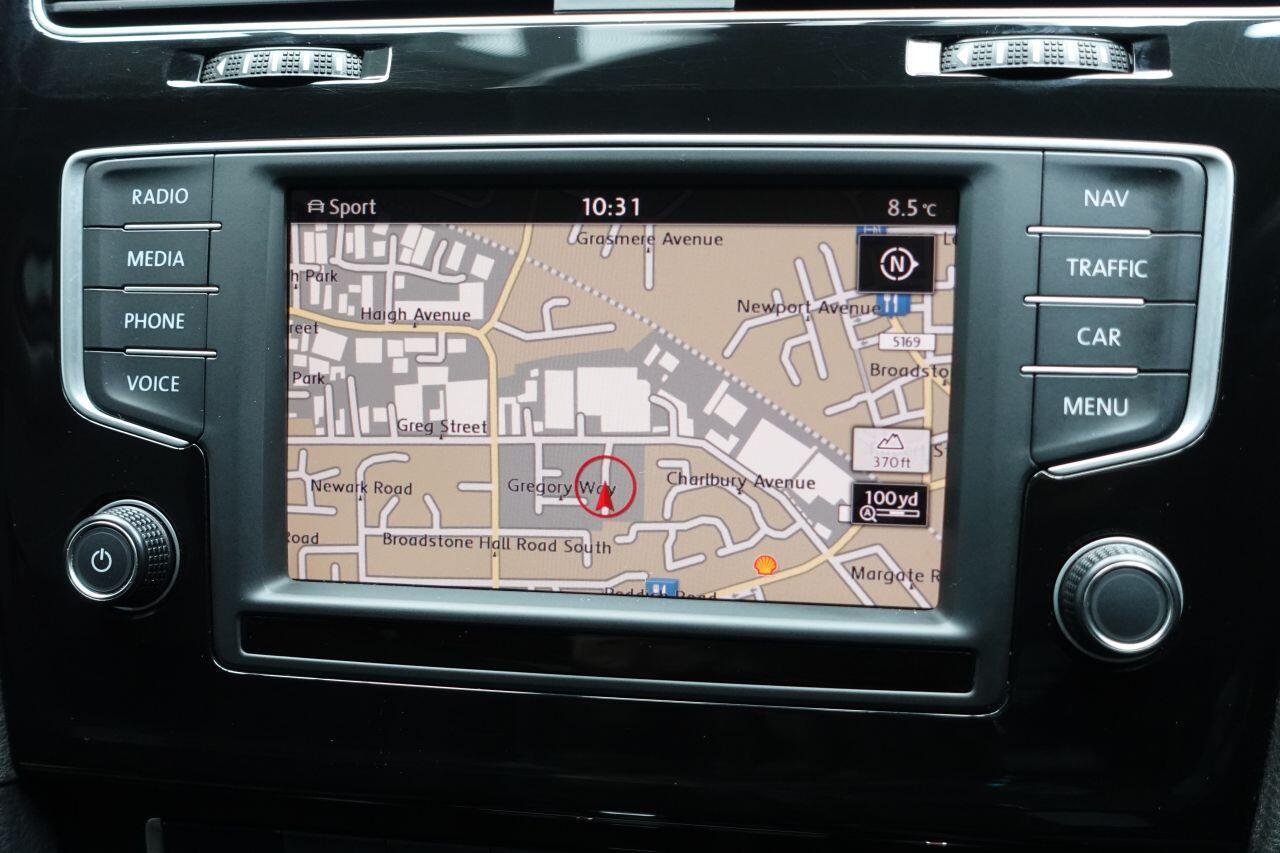 Volkswagen Golf - Image 3