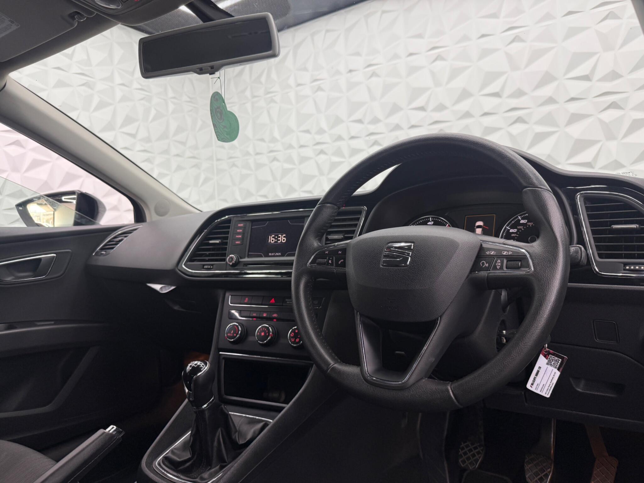 SEAT Leon - Image 19