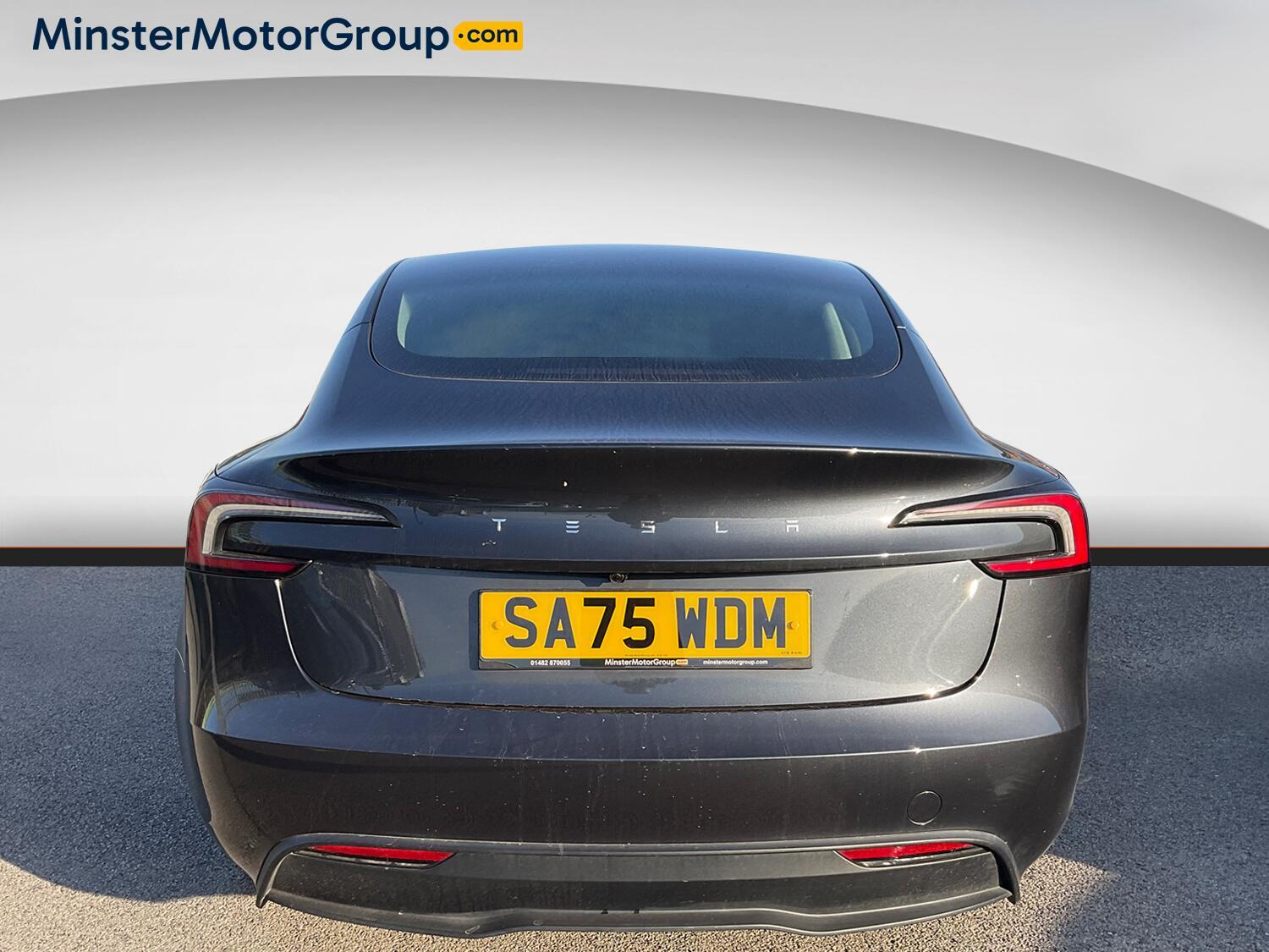 Tesla Model 3 - Image 3