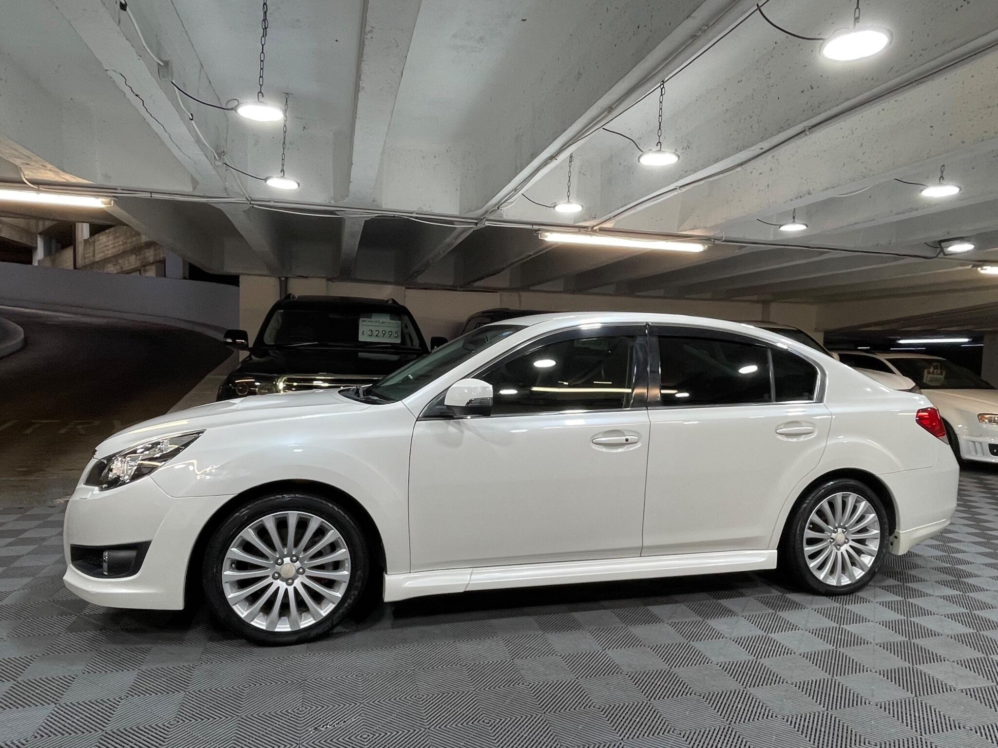 Subaru Legacy - Image 2