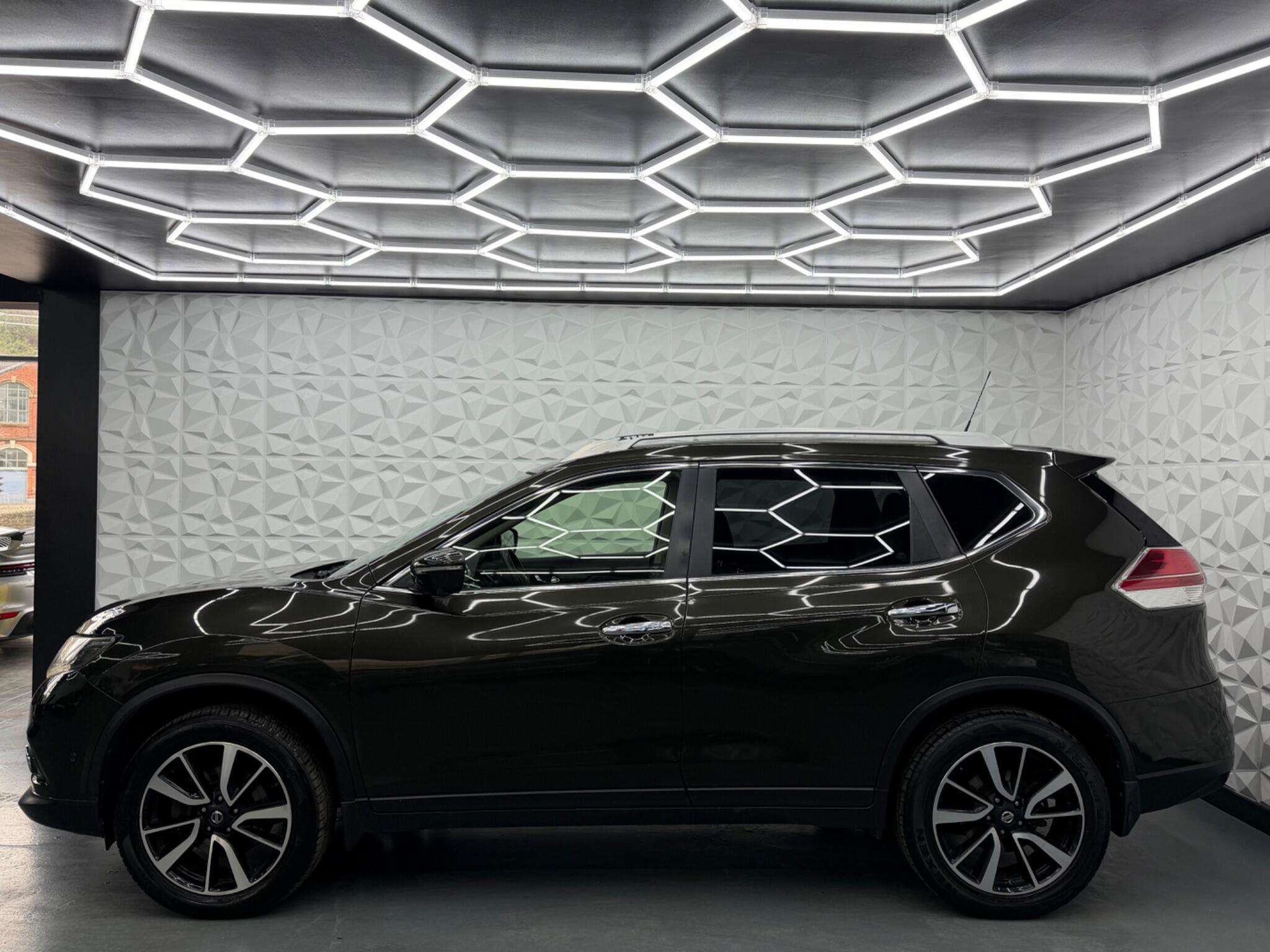 Nissan X-Trail - Image 8