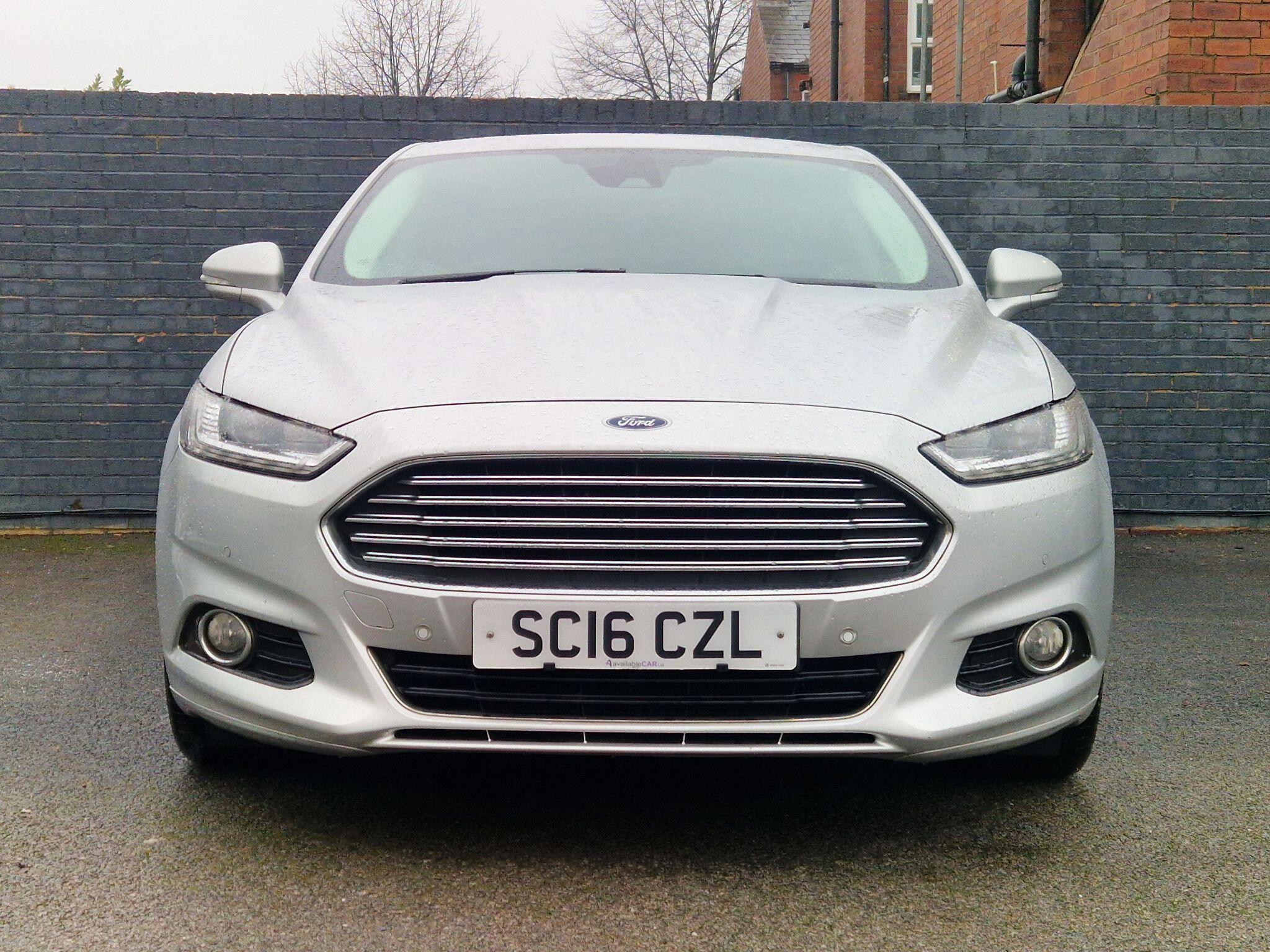 Ford Mondeo - Image 16