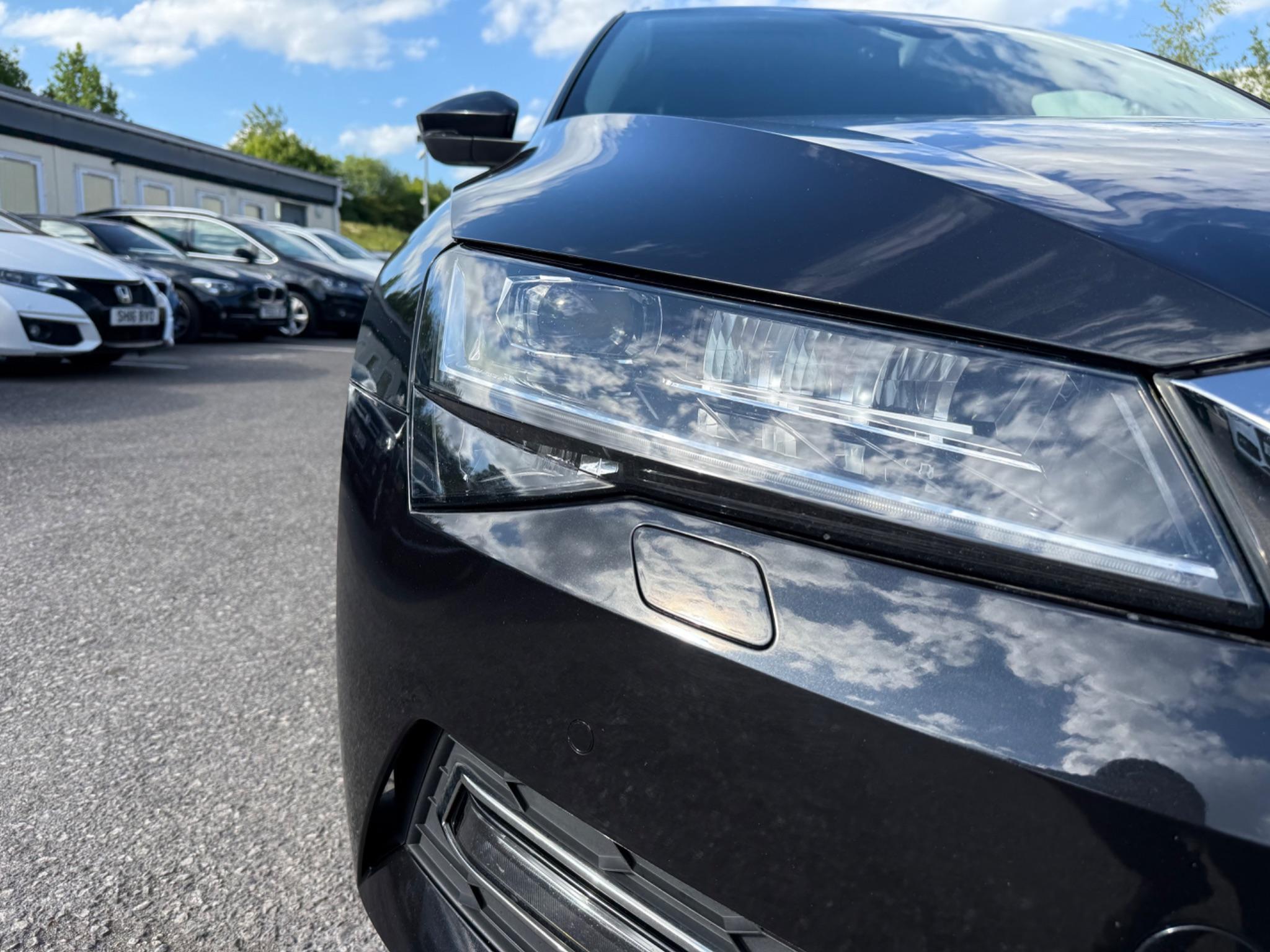 Skoda Superb - Image 16