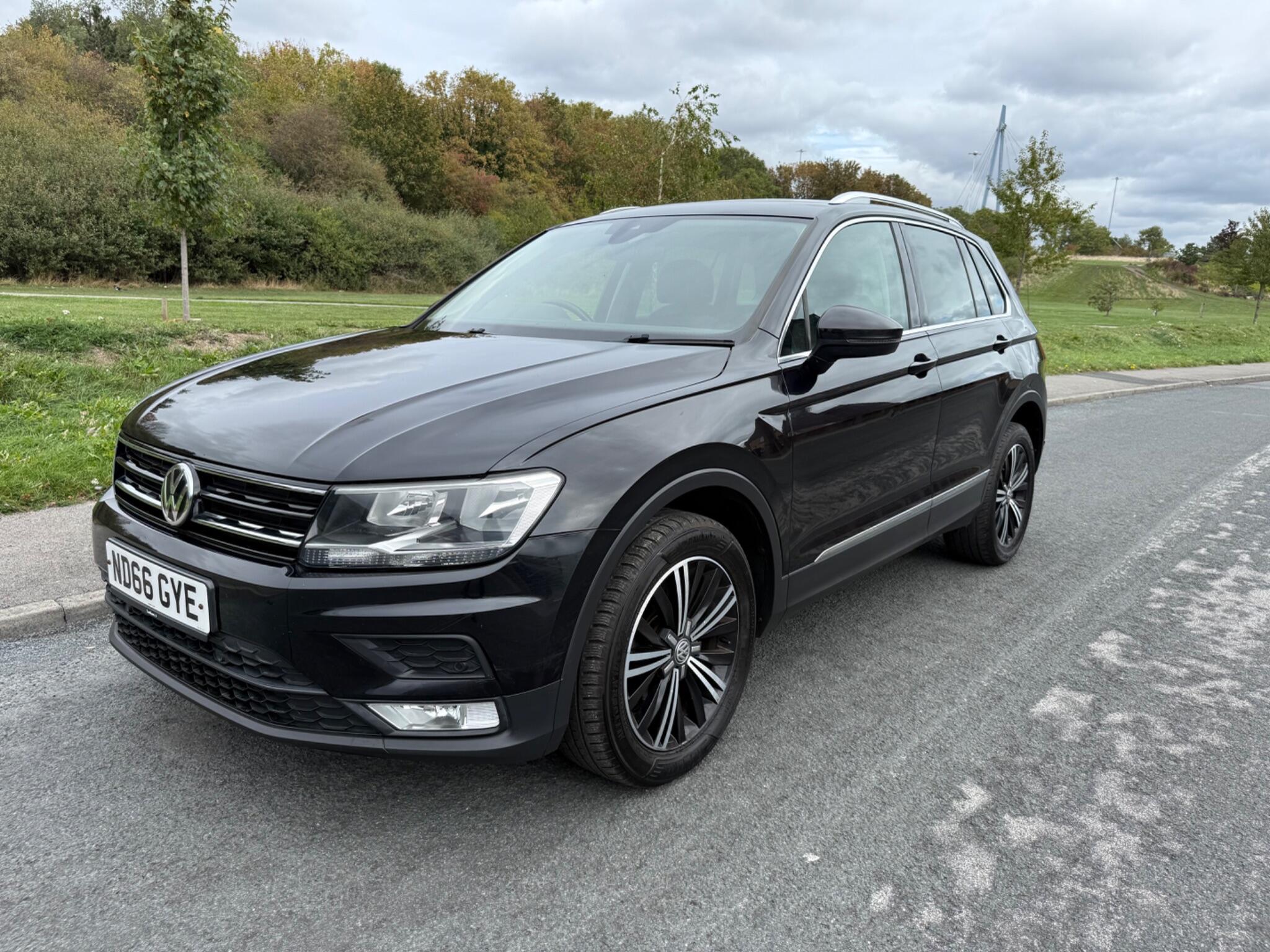 Volkswagen Tiguan - Image 7