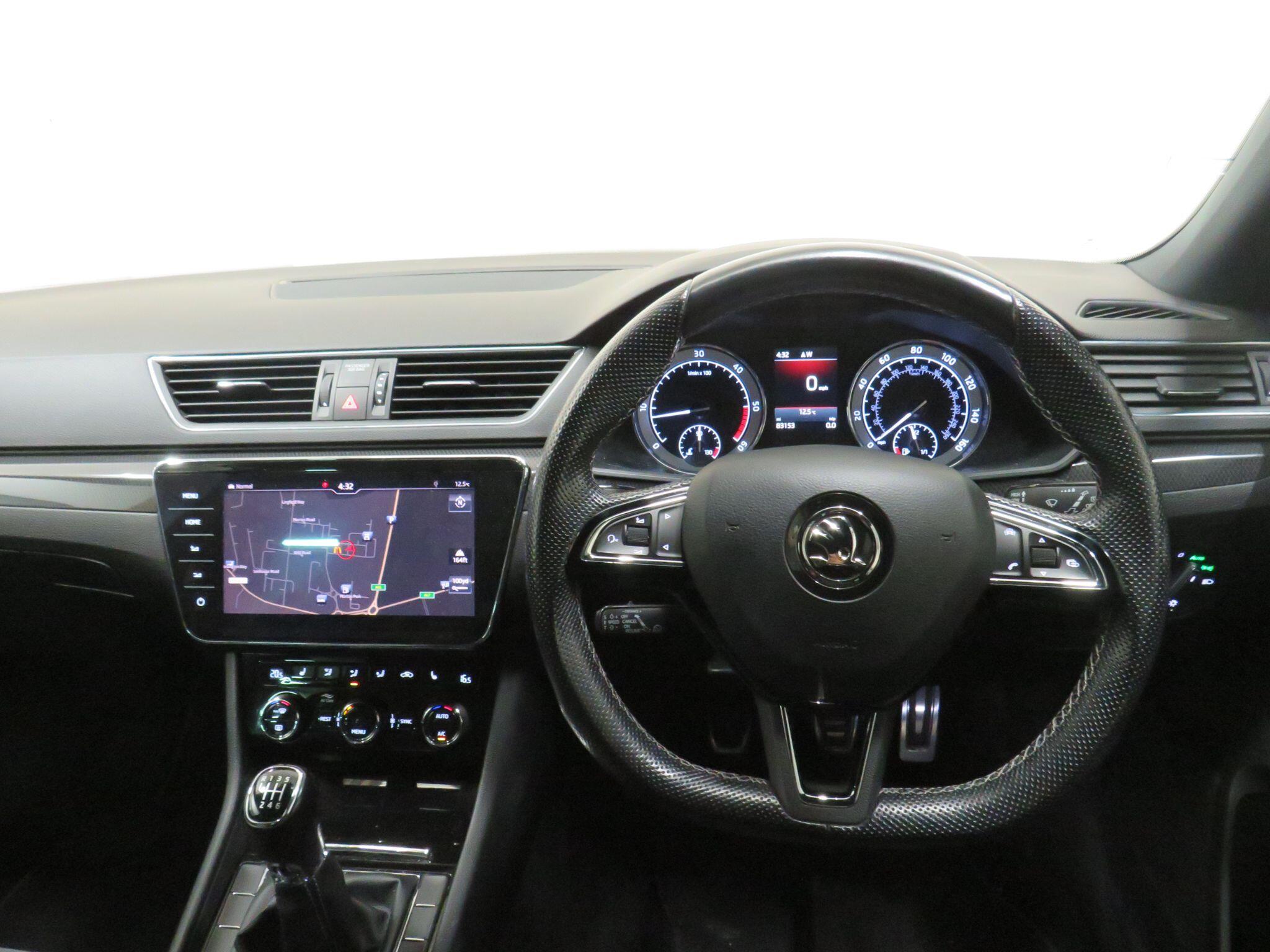 Skoda Superb - Image 16