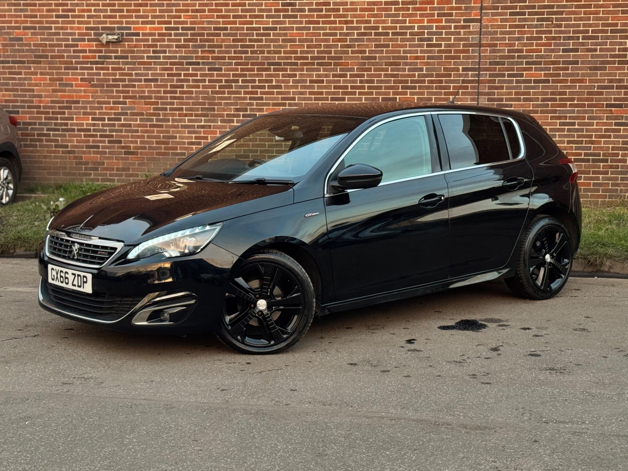 Peugeot 308 - Image 11