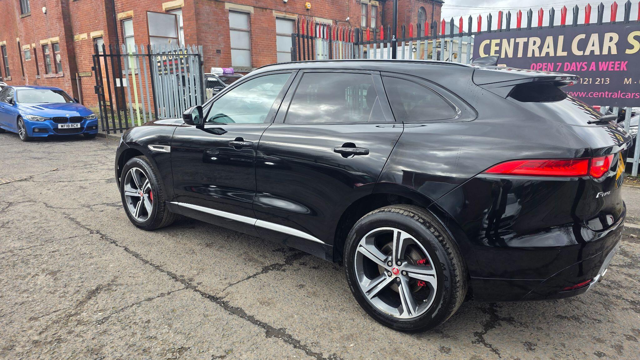 Jaguar F-Pace - Image 16