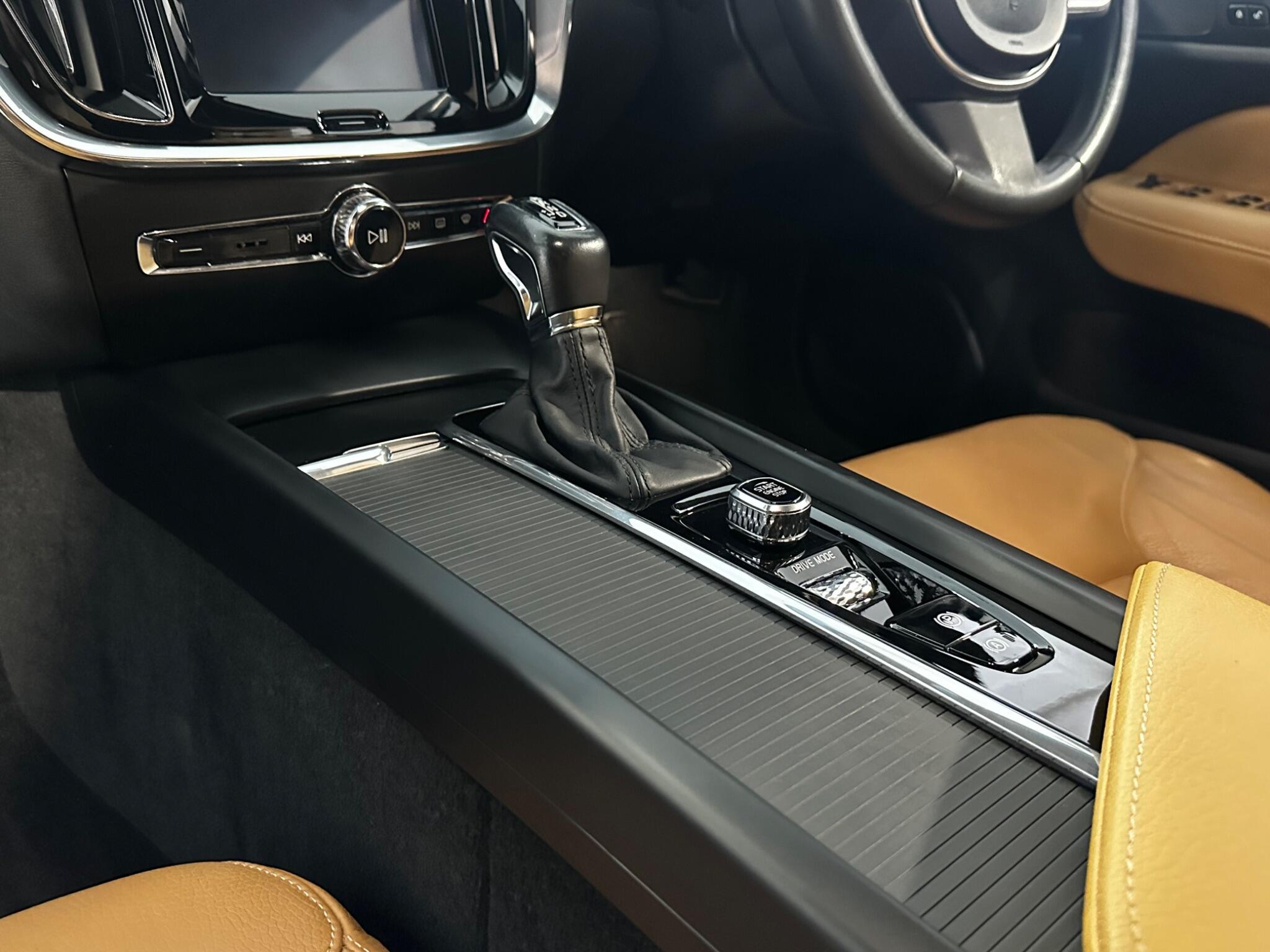 Volvo V60 - Image 18