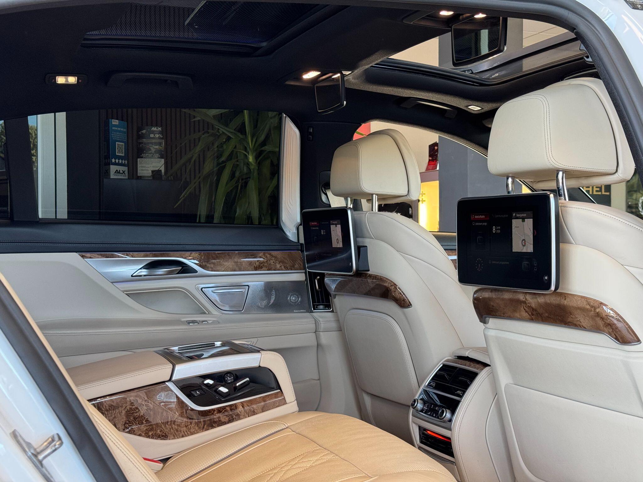 BMW 7 Series - Image 28
