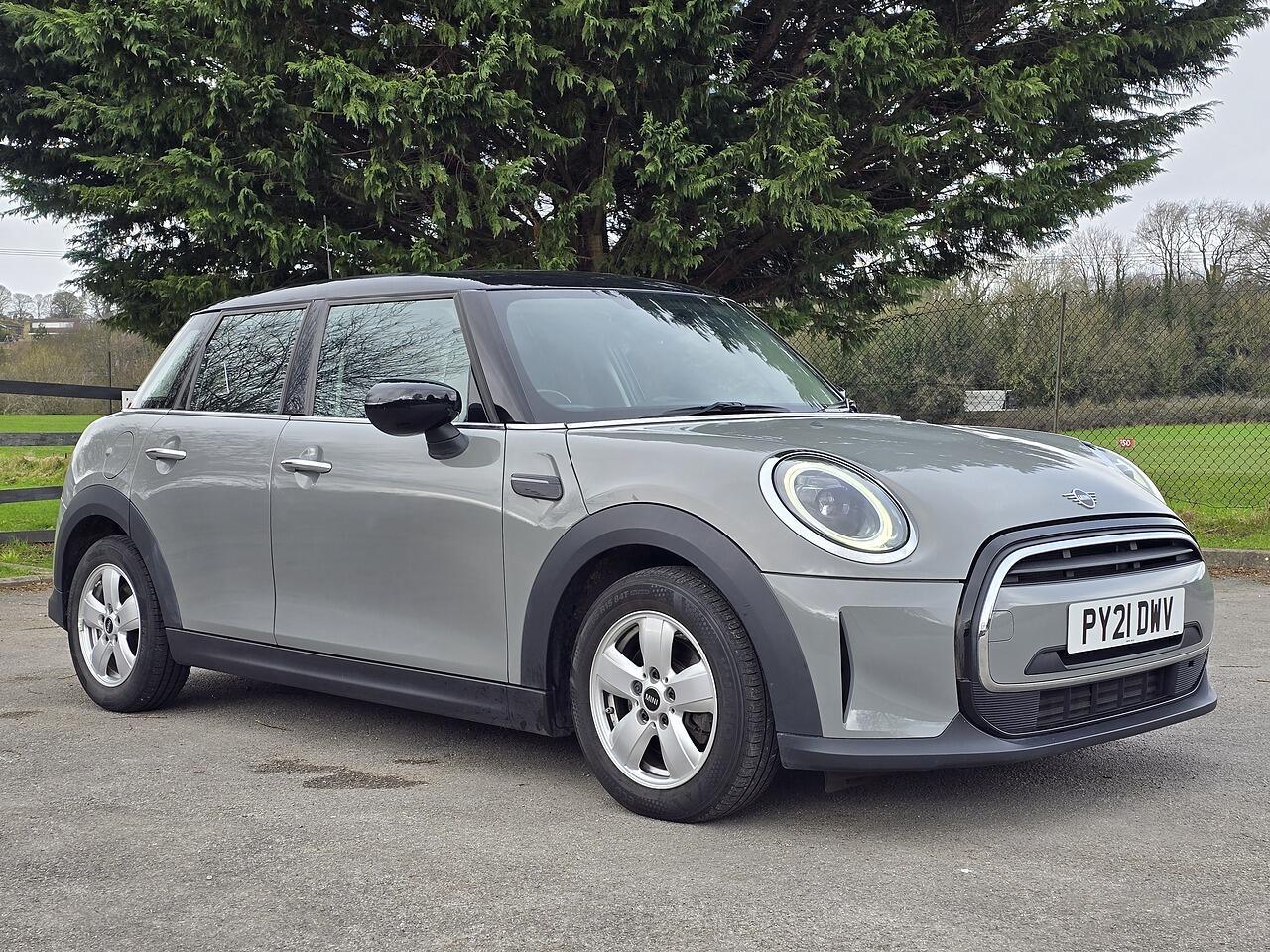 MINI Hatch - Image 19