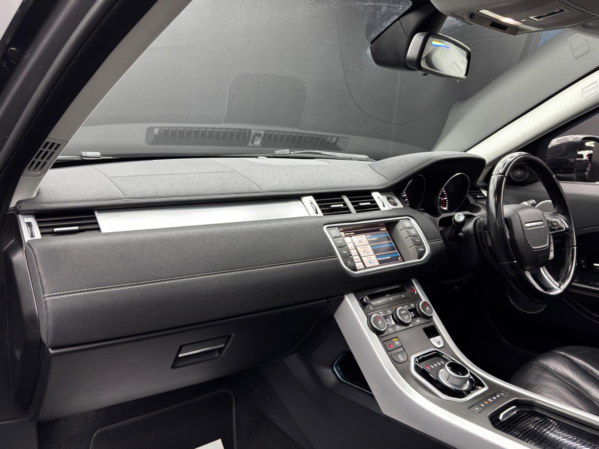 Land Rover Range Rover Evoque - Image 11