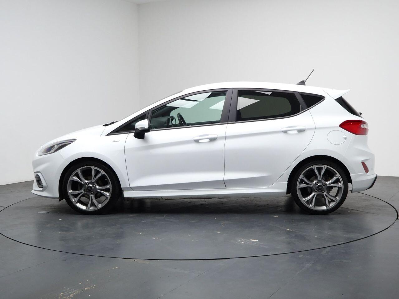 Ford Fiesta - Image 8