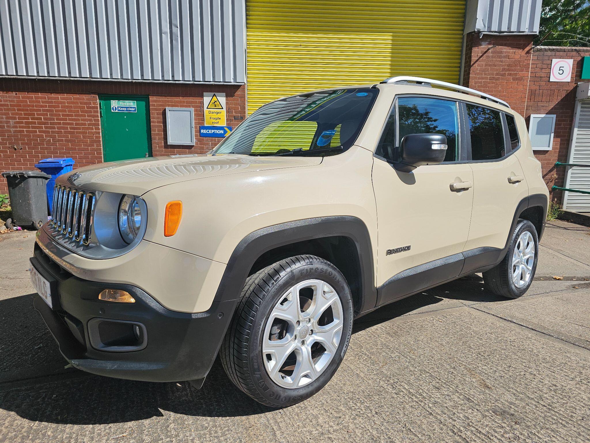 Jeep Renegade - Image 15