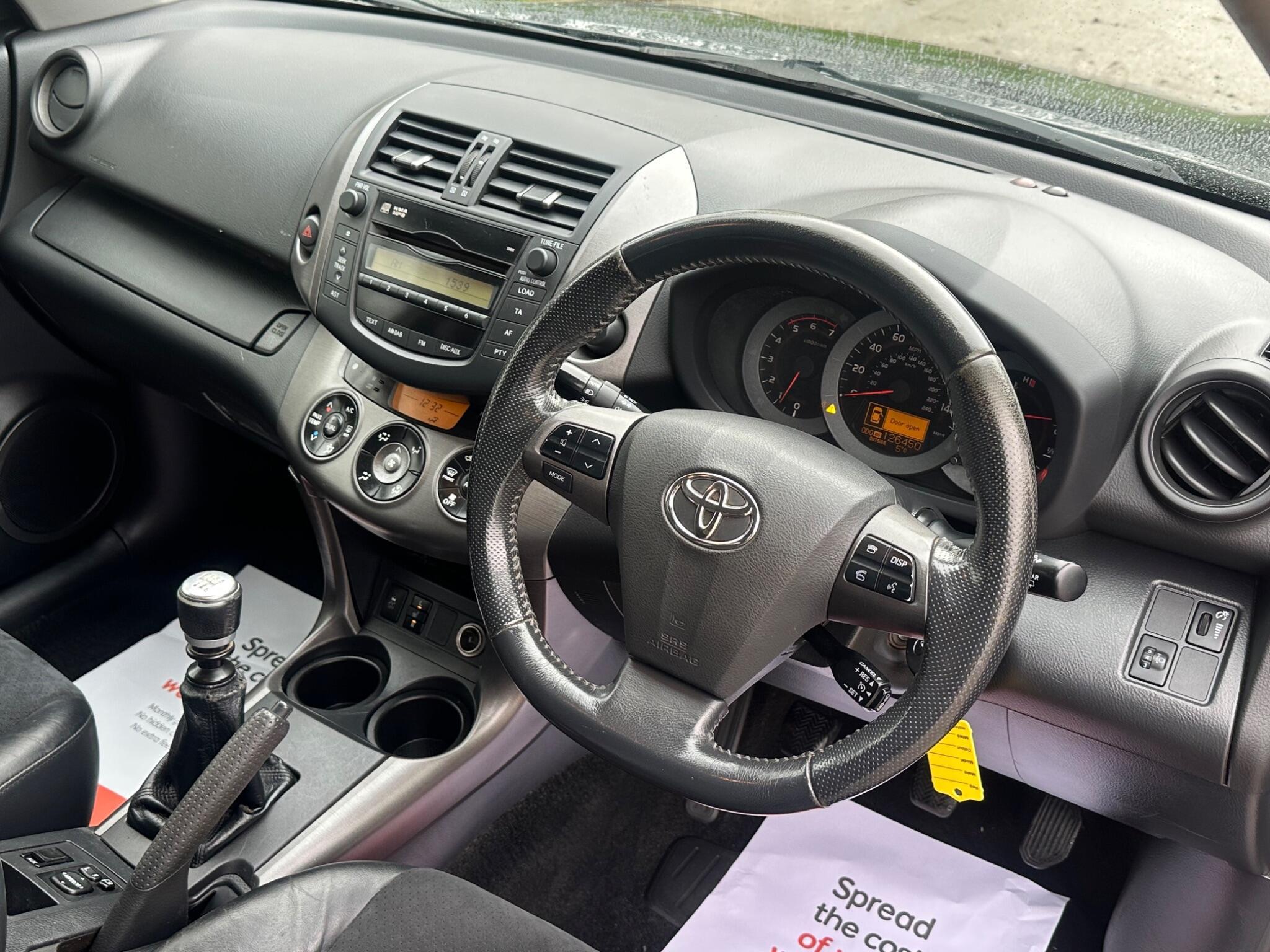 Toyota RAV4 - Image 27