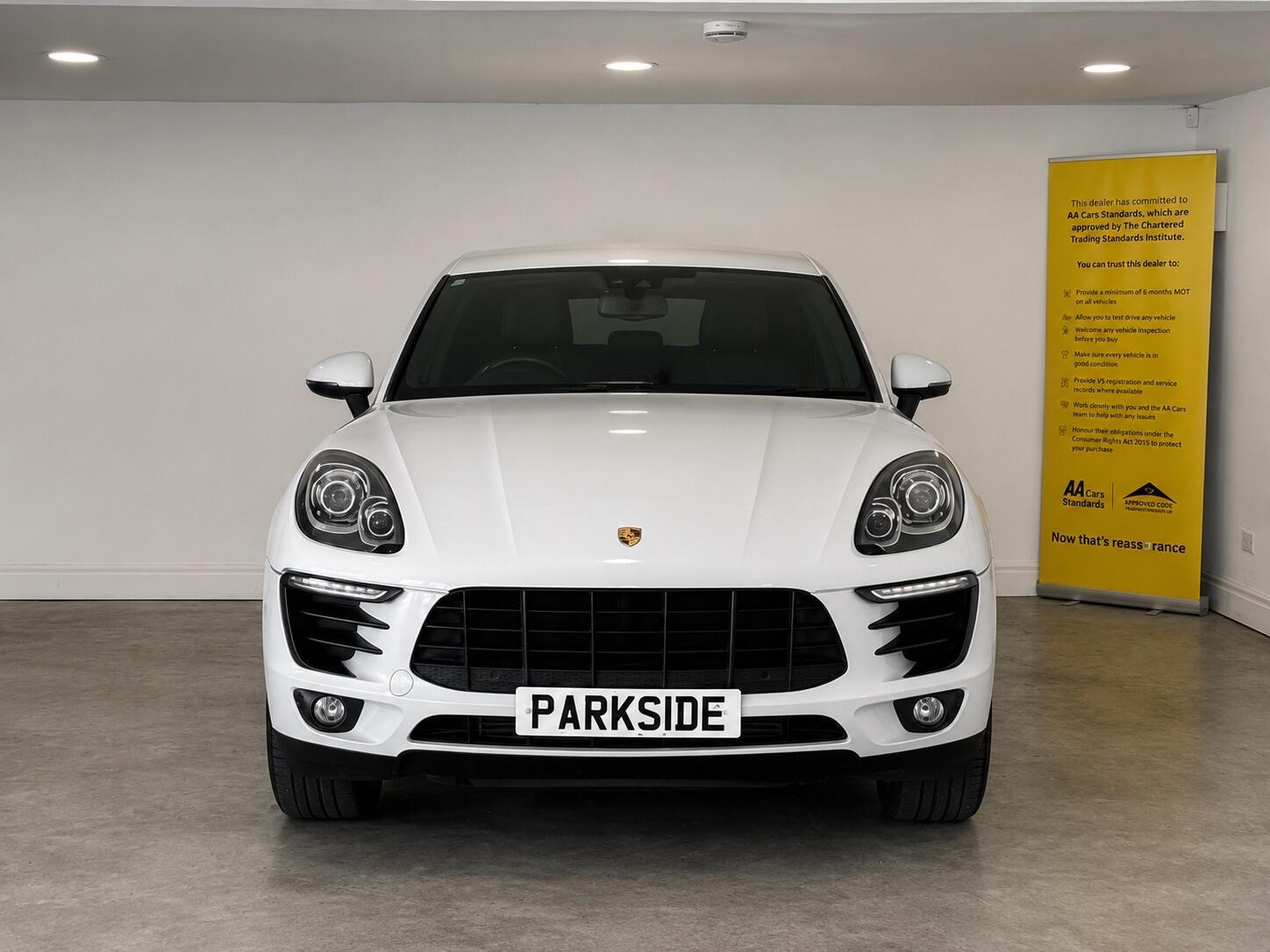 Porsche Macan - Image 5