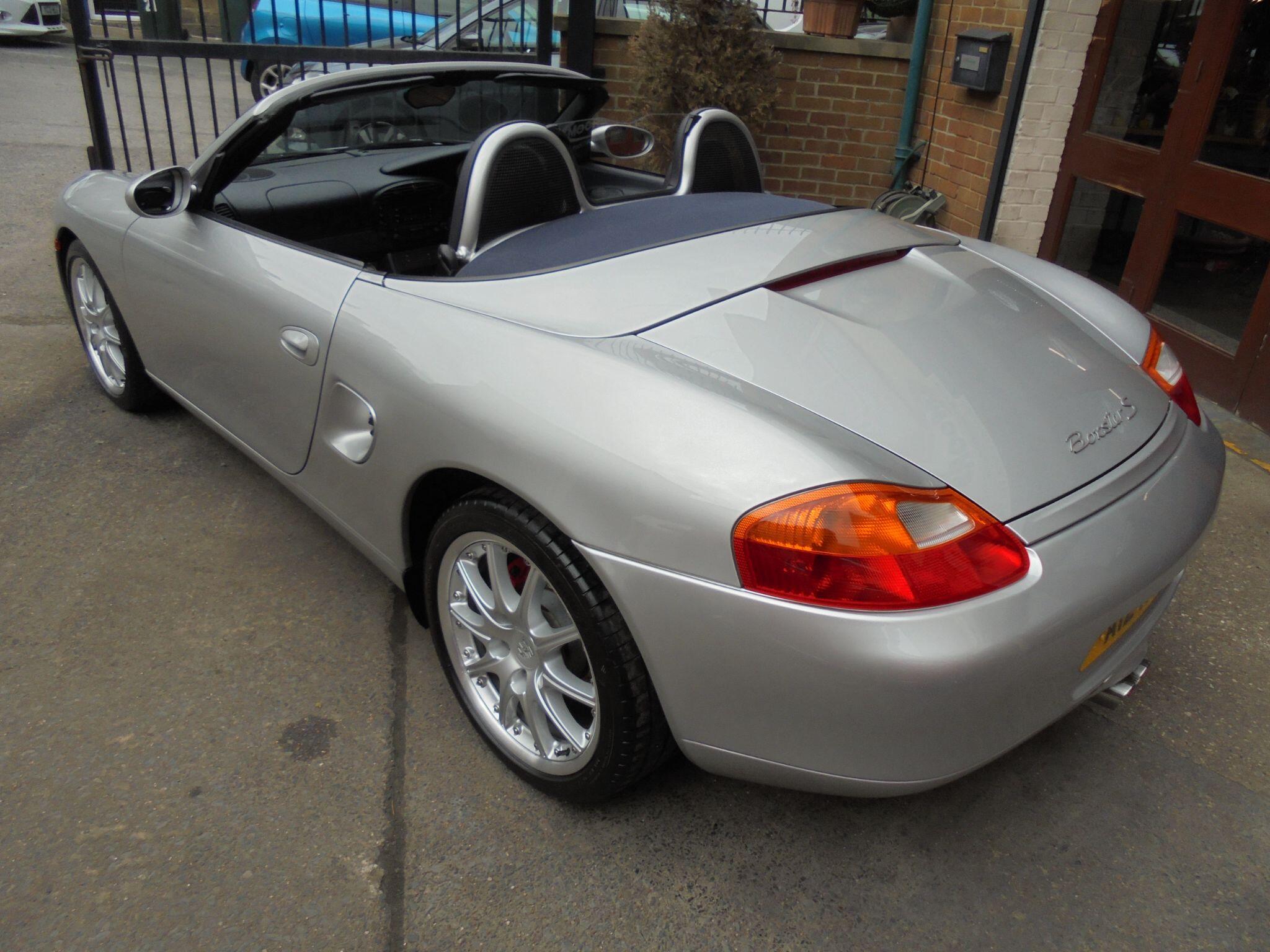 Porsche Boxster - Image 8