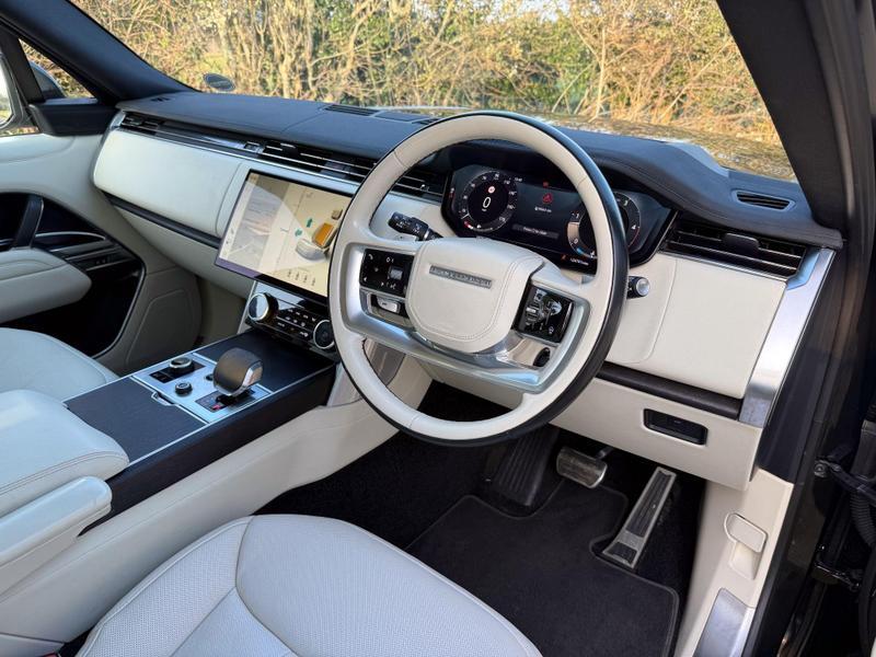 Land Rover Range Rover - Image 13