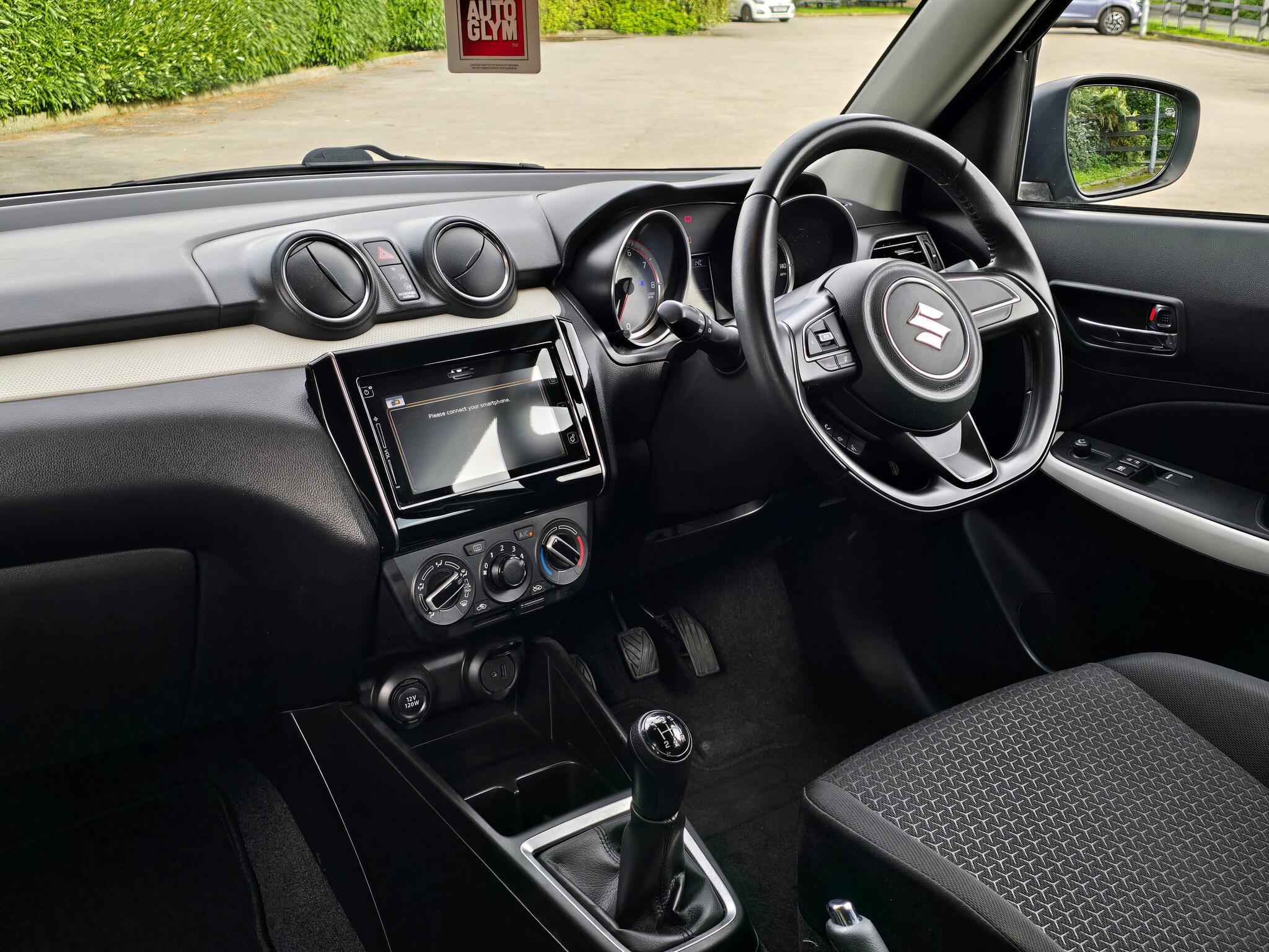 Suzuki Swift - Image 3