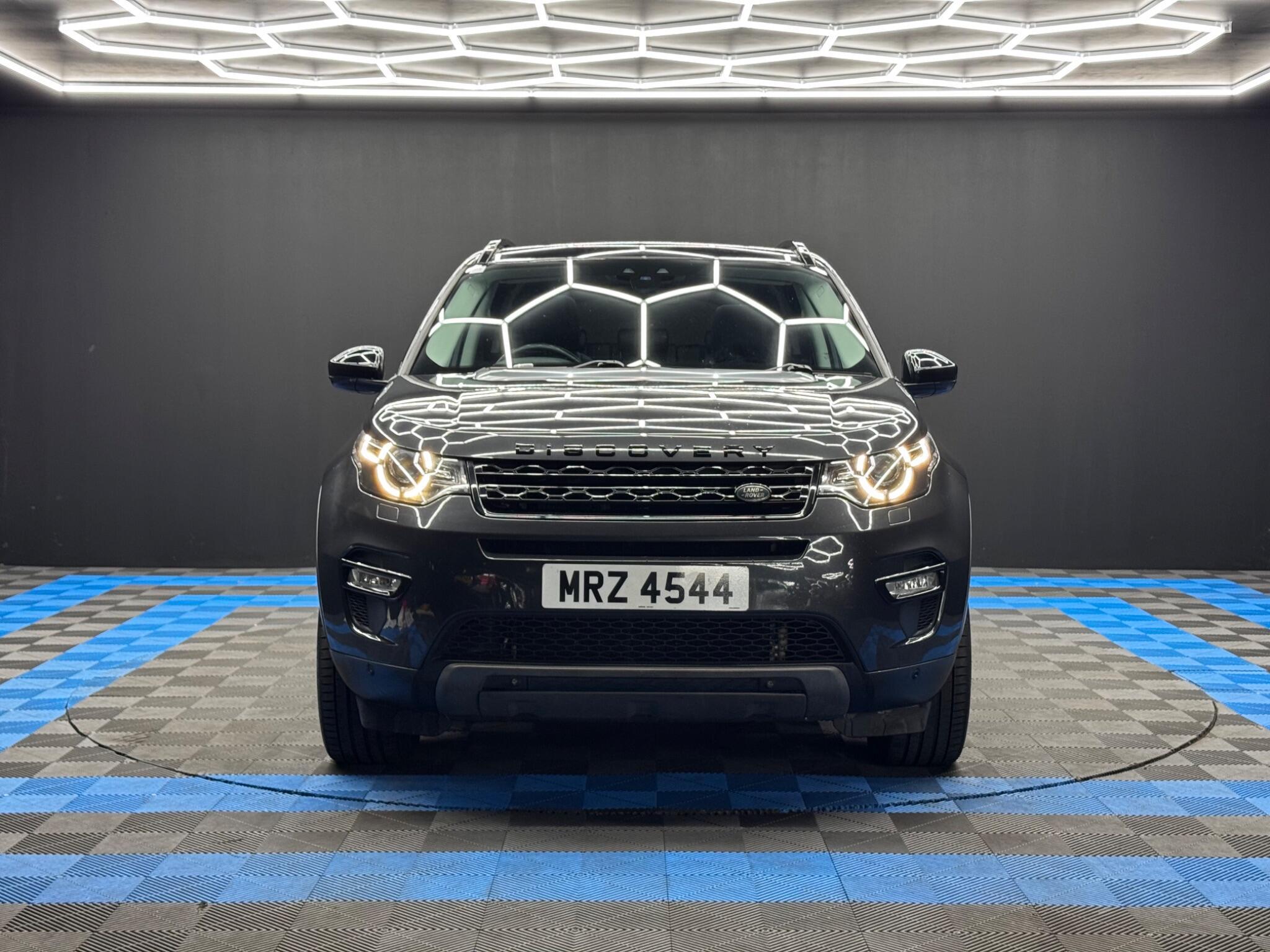 Land Rover DISCOVERY SPORT - Image 2