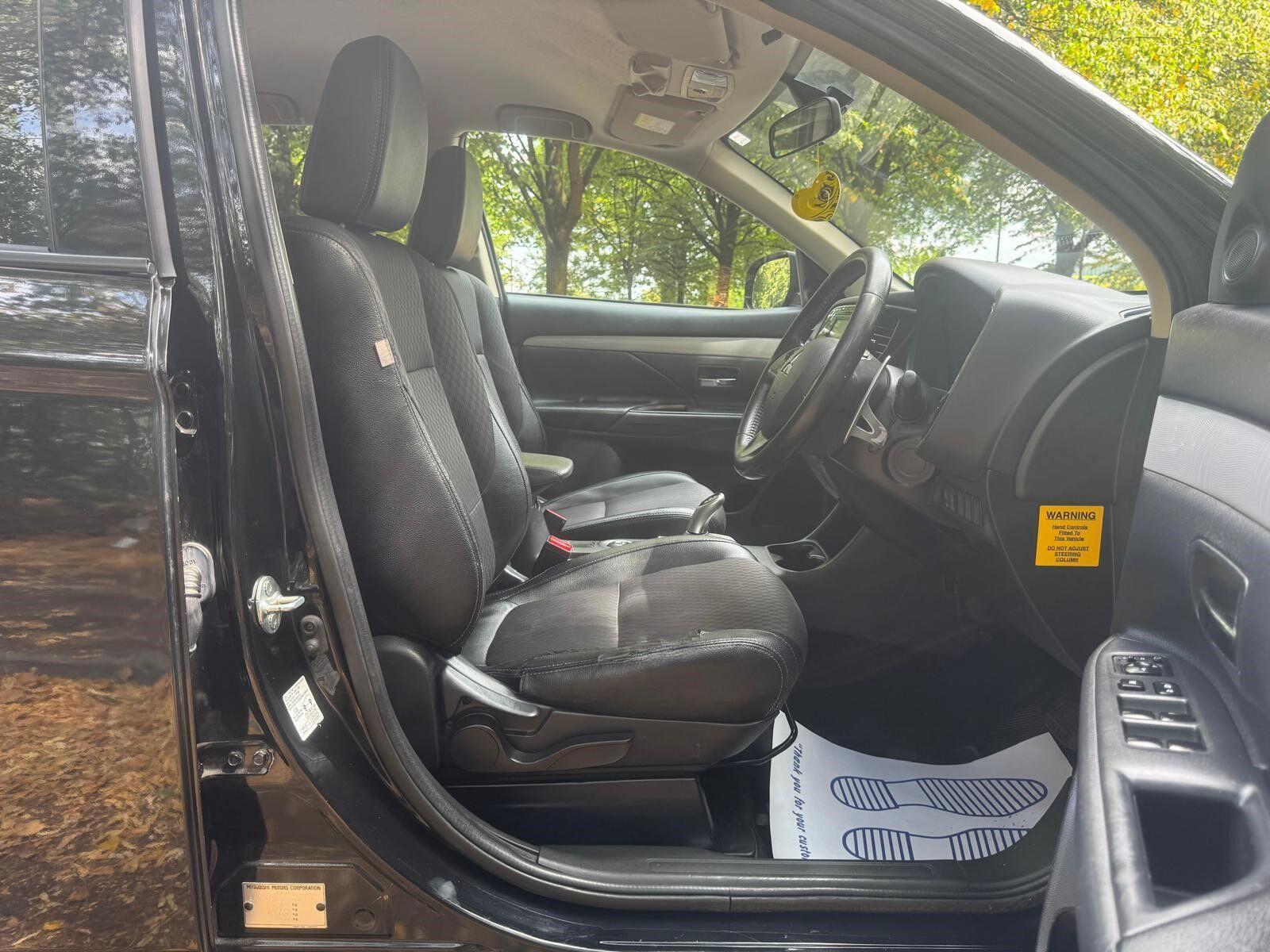 Mitsubishi Outlander - Image 20