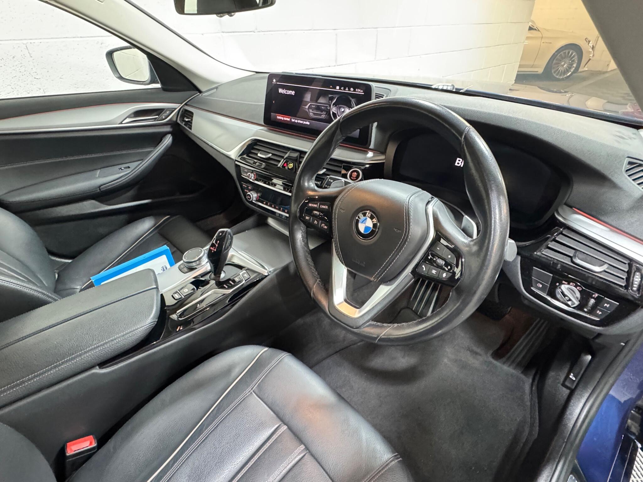 BMW 5 Series - Image 9