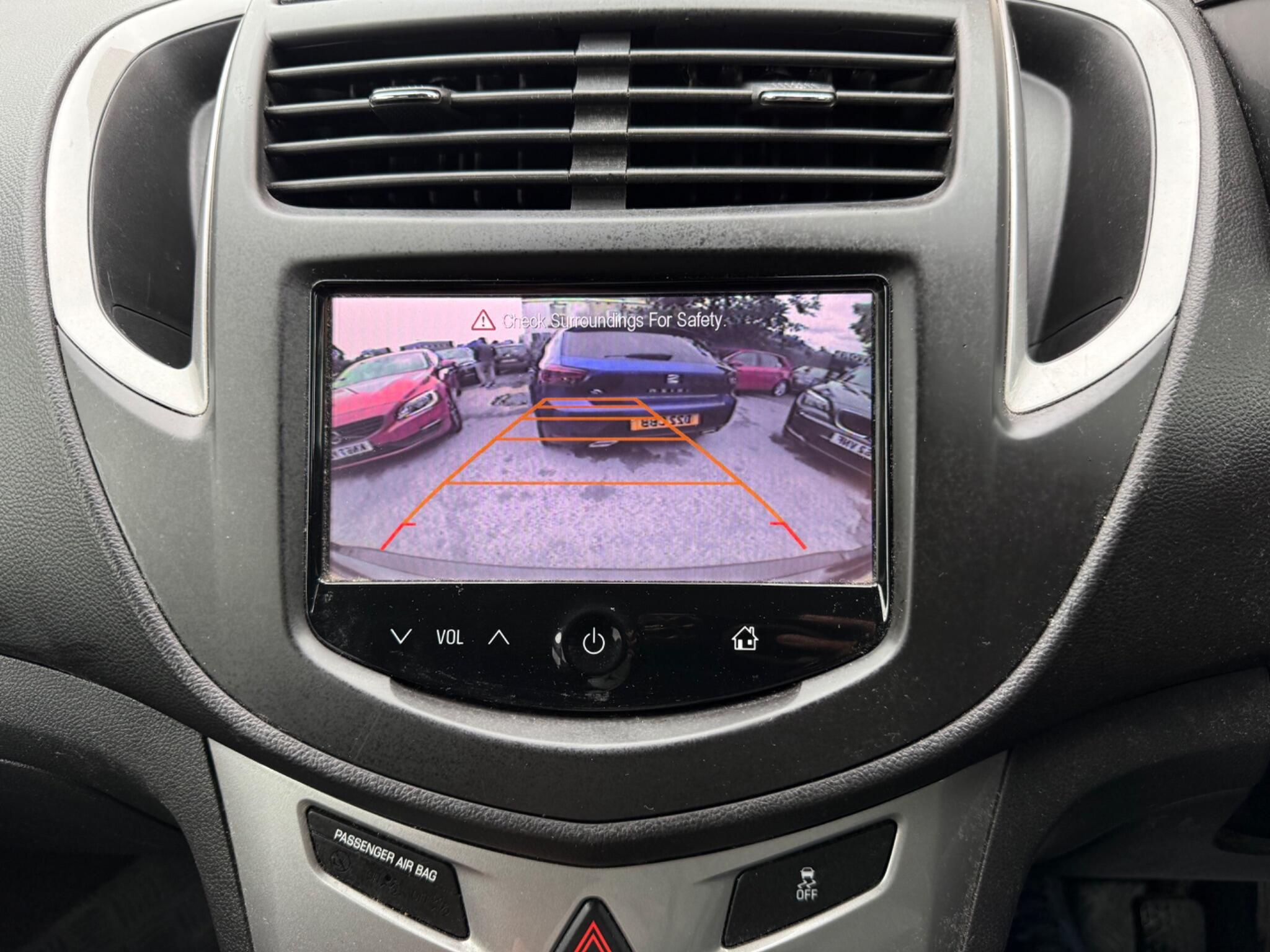 Chevrolet Trax - Image 12