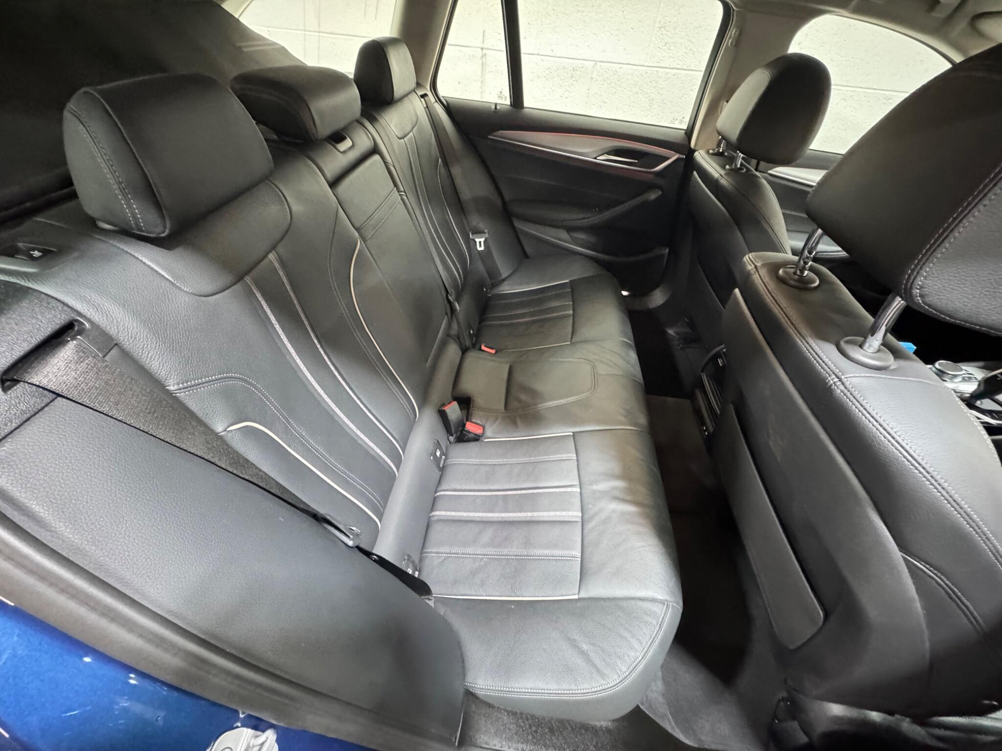 BMW 5 Series - Image 12