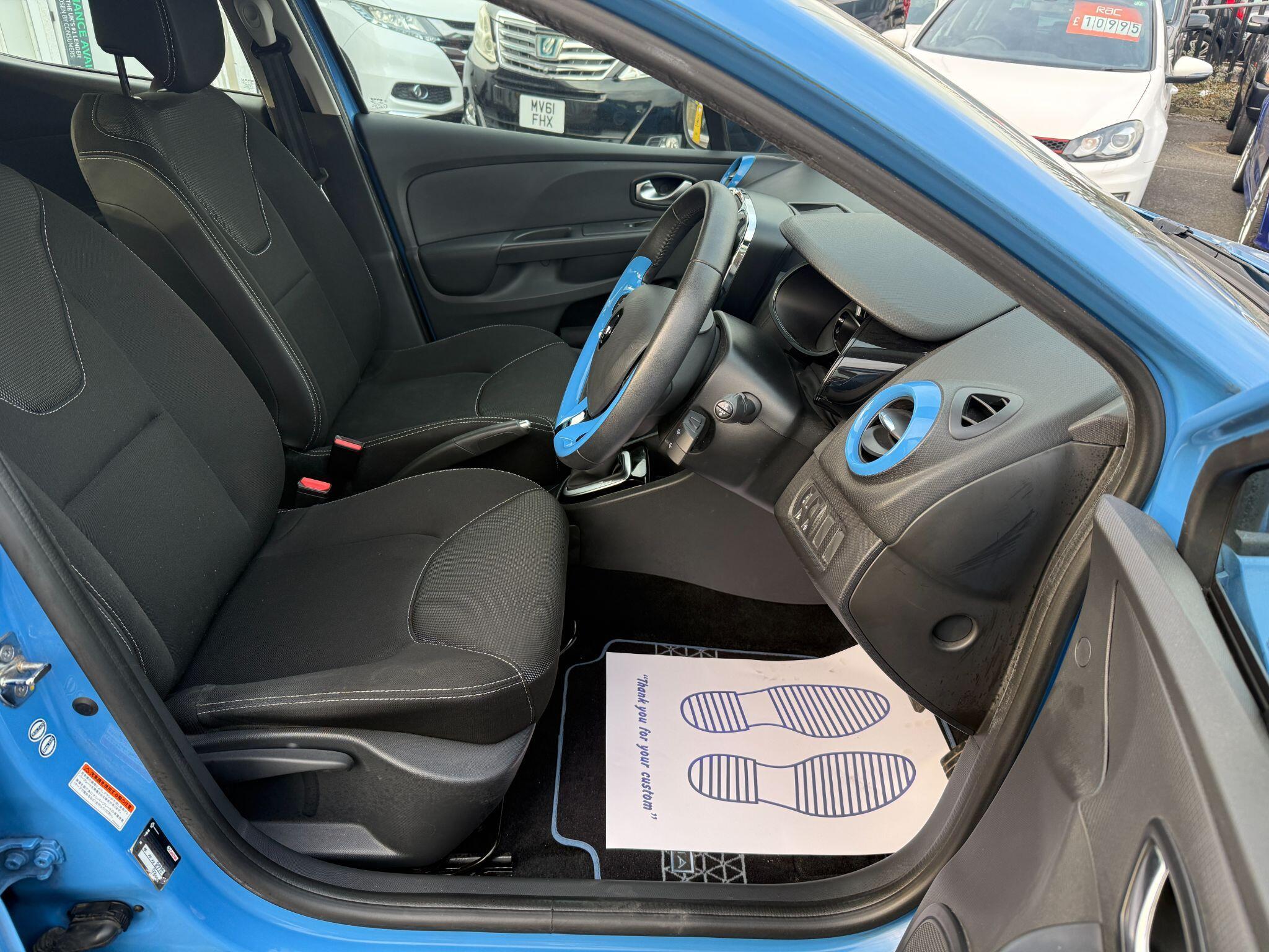 Renault Clio - Image 27