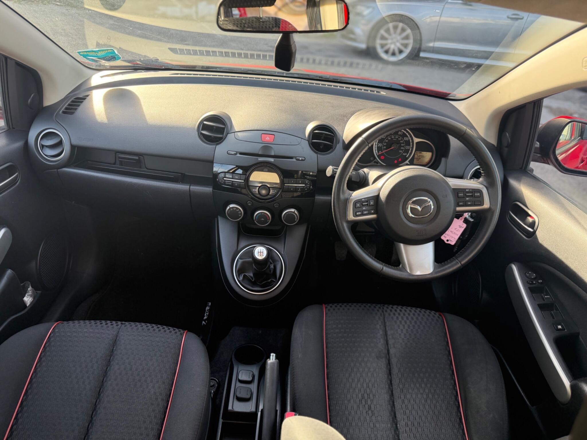 Mazda MAZDA2 - Image 12