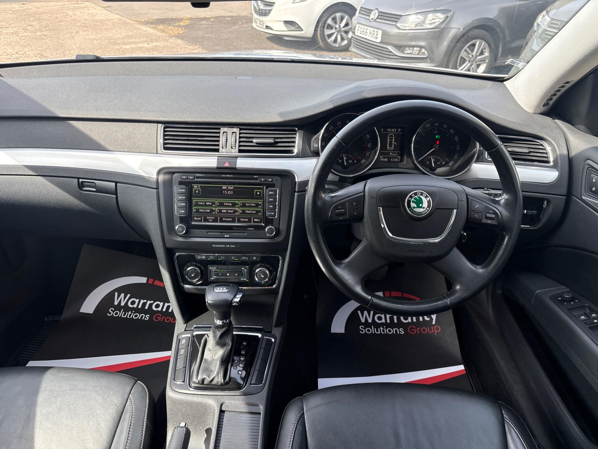 Skoda Superb - Image 13